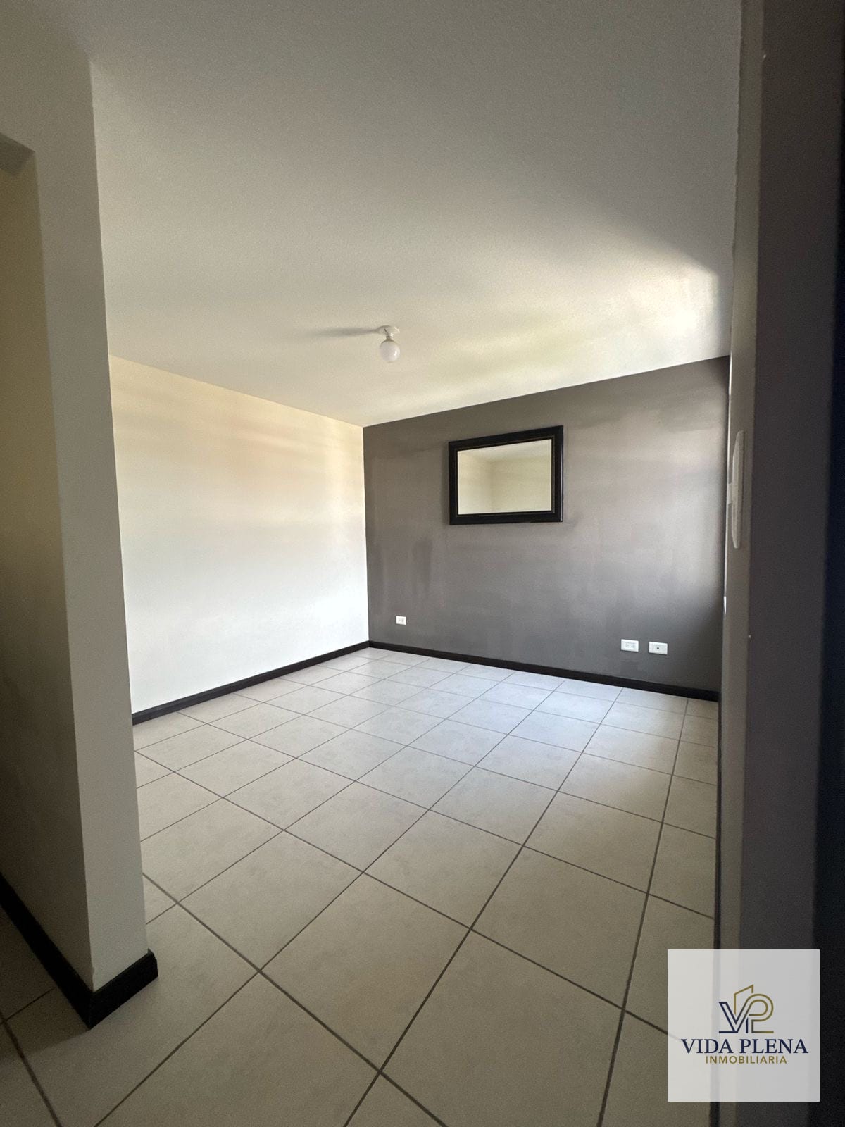 Apartamento en Venta/ Alegría/condado Naranjo — Apartamento en Venta en Condado Naranjo, Zona 4 Mixco, Guatemala, Ciudad — foto 4 de 9