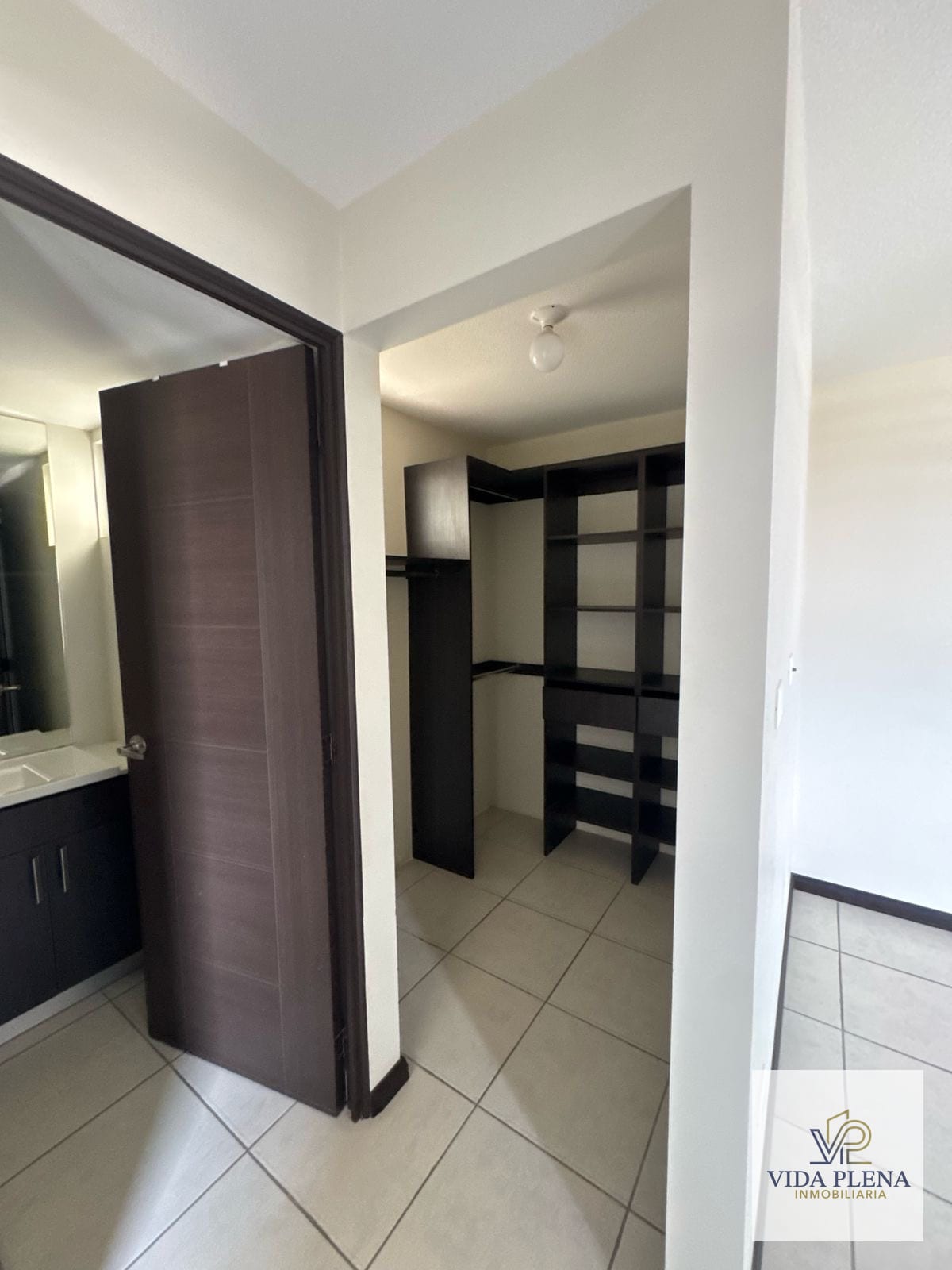 Apartamento en Venta/ Alegría/condado Naranjo — Apartamento en Venta en Condado Naranjo, Zona 4 Mixco, Guatemala, Ciudad — foto 6 de 9