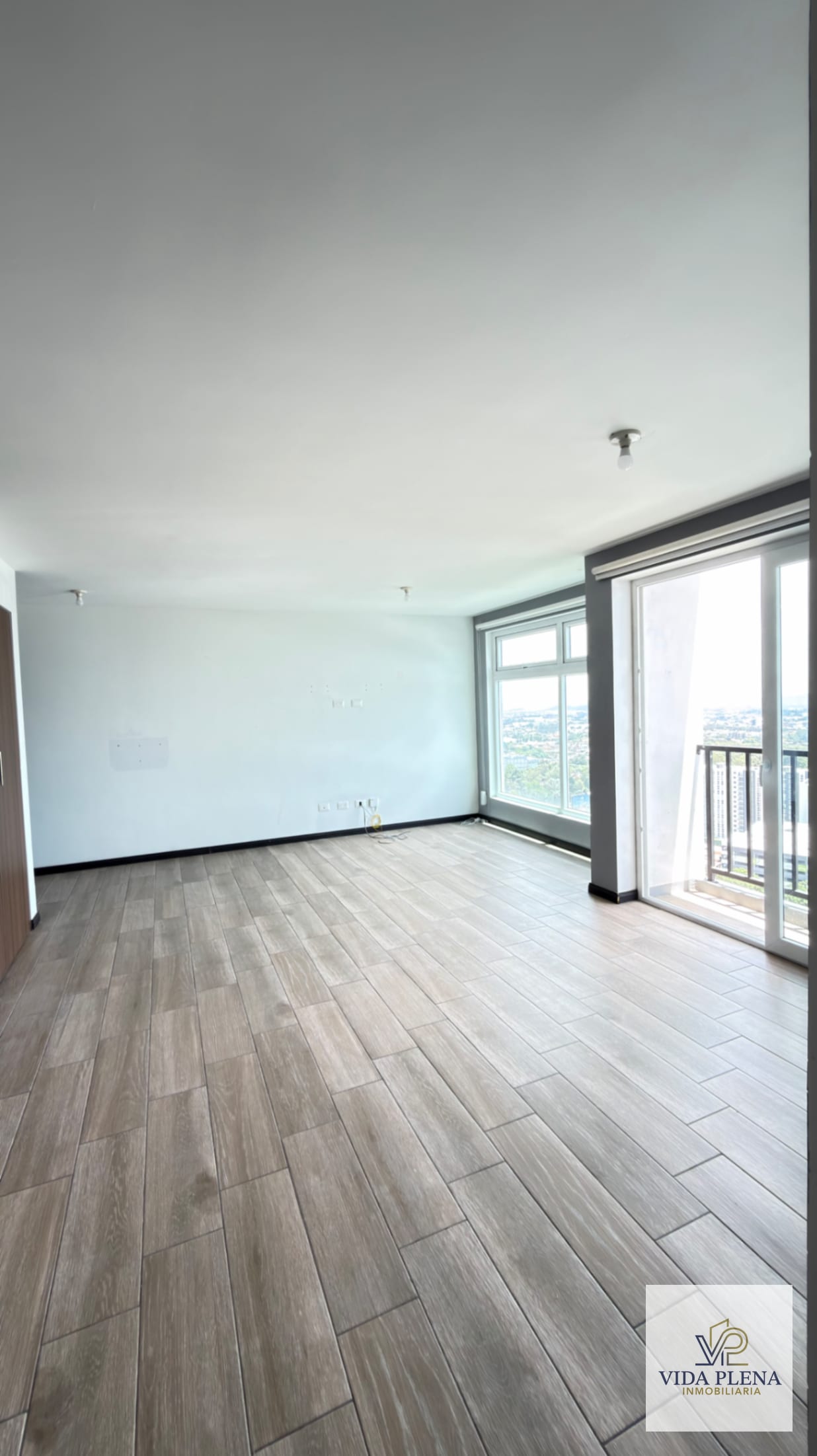 APARTAMENTO RENTA O VENTA SAKAI Z.1 MIXCO Carretera Interamericana — Apartamento en Venta en Sakai, Zona 1 Mixco, Guatemala, Ciudad — foto 2 de 10