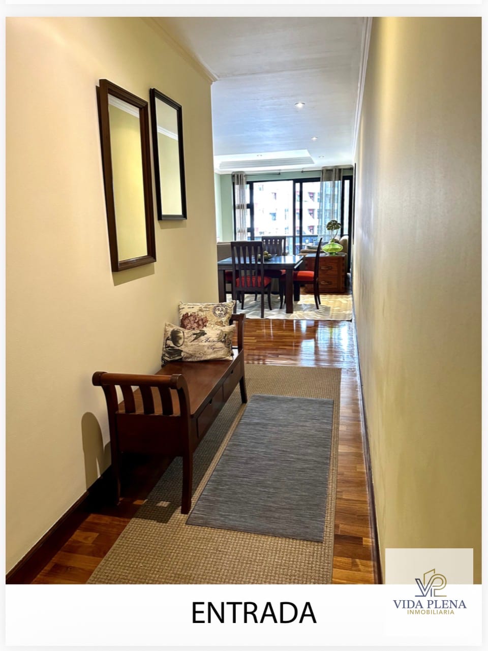 Renta de Apartamento Amueblado Altos de Santa Clara Z.10 — Apartamento en Alquiler en Altos de Santa Clara, Zona 10, Guatemala, Ciudad — foto 1 de 12