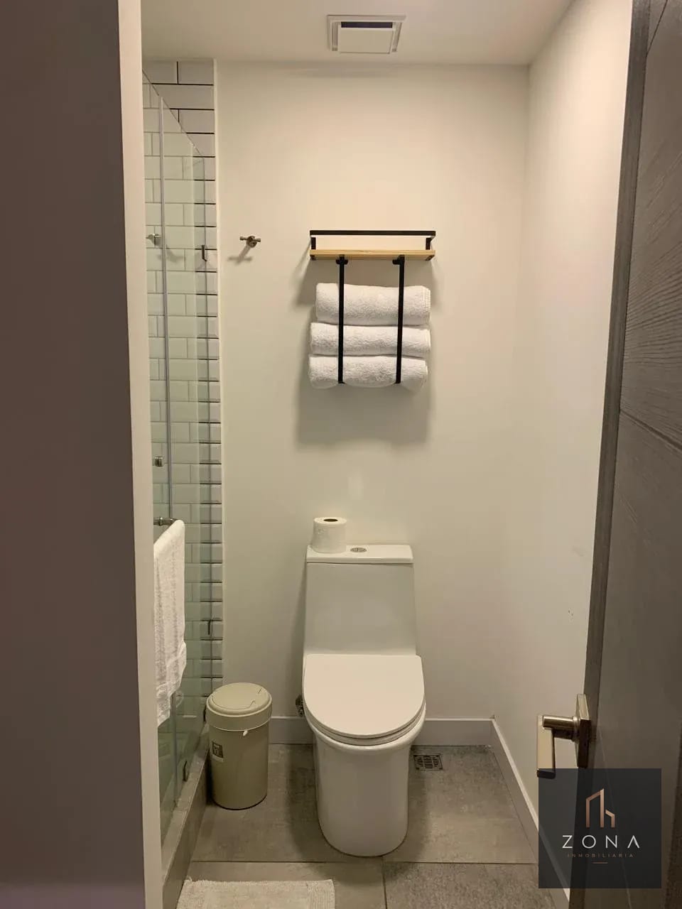 Apartamento en RENTA, Z4 — Apartamento en Alquiler en Zona 4, Guatemala, Ciudad — foto 3 de 5