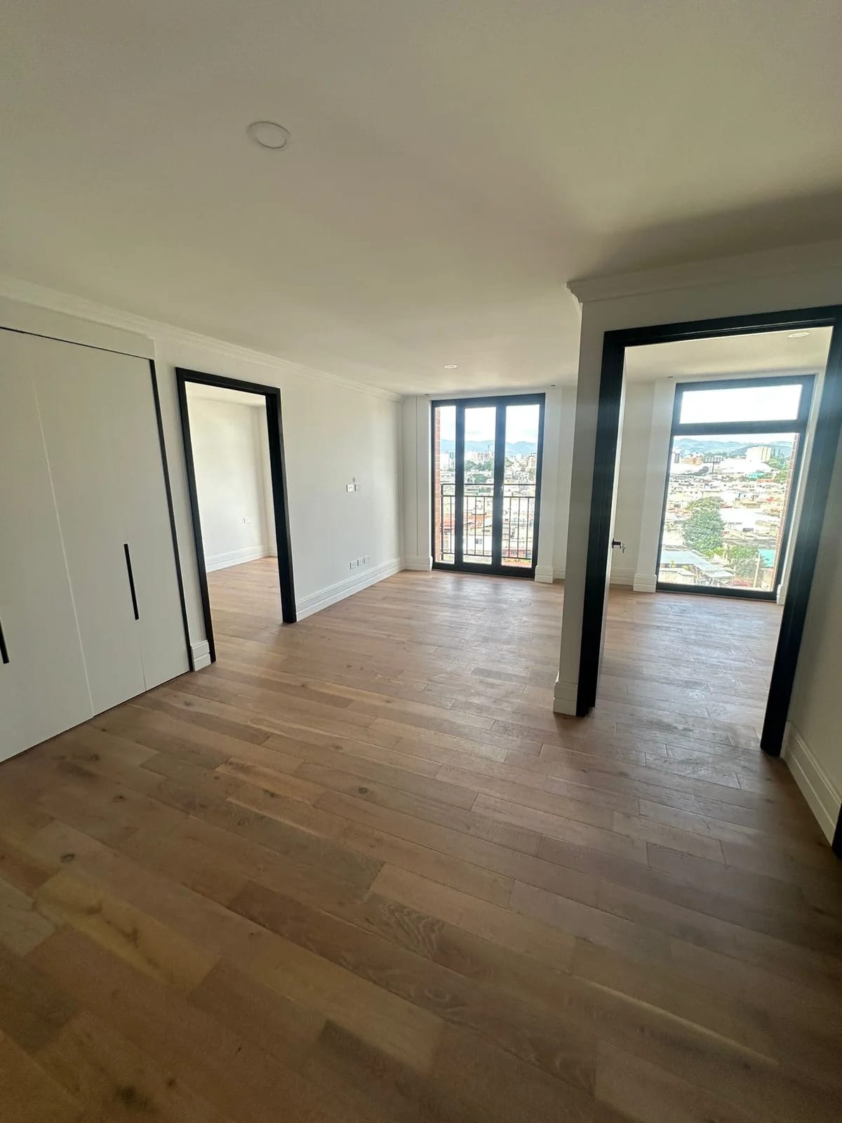 Apartamento 2 habitaciones en renta en Edificio Céntrico zona 5 — Apartamento en Alquiler en Céntrico, Zona 5, Guatemala, Ciudad — foto 1 de 8