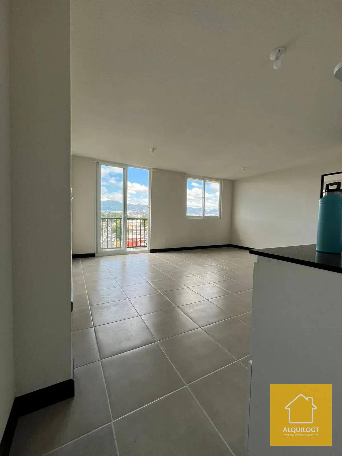 Apartamento Colonia Santa Rosa II Zona 12 Eficio Esenta — Apartamento en Alquiler en Esenta, Zona 12, Guatemala, Ciudad — foto 4 de 17