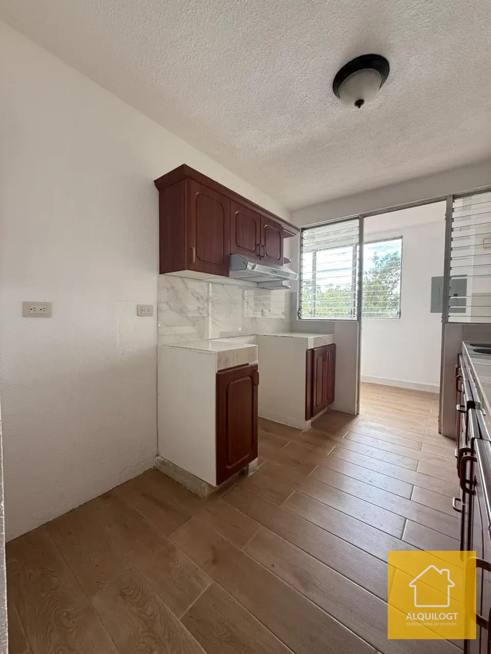 Apartamento Remodaldo Balcones de las Charcas Zona 11 de 3 Hab — Apartamento en Alquiler en Balcones de Las Charcas, Zona 11, Guatemala, Ciudad — foto 4 de 16