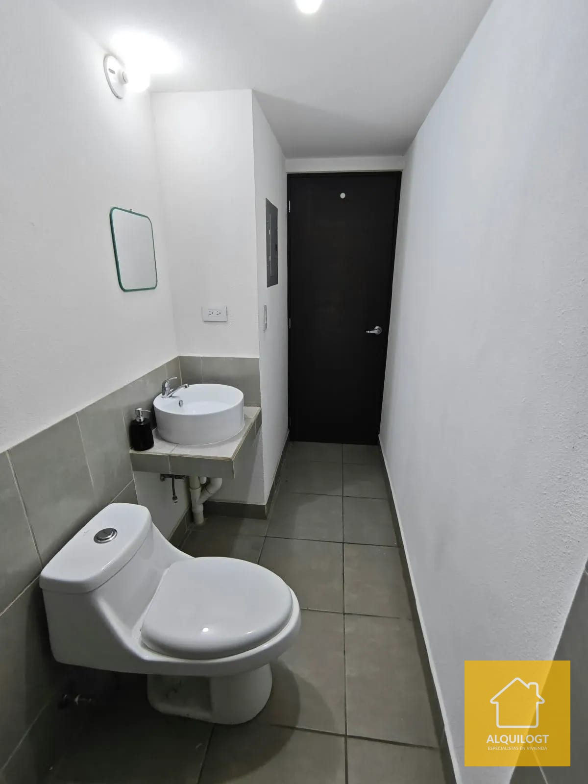 Apartamento Semiamueblado Akari por la Roosevelt Mixco 3 Habitaciones — Apartamento en Alquiler en Akari, Zona 2 Mixco, Guatemala, Ciudad — foto 11 de 11