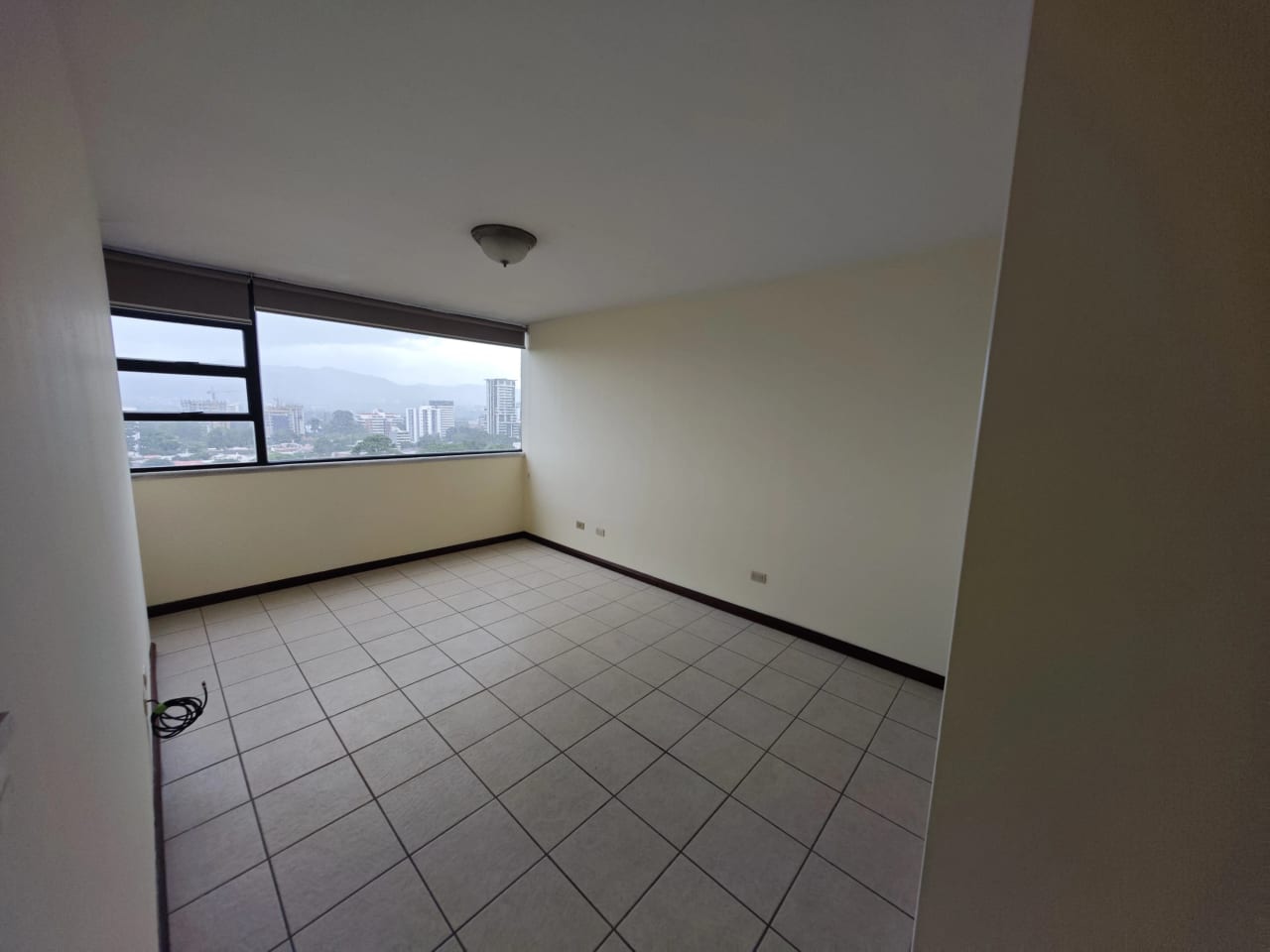 Apartamento en Santorini américas, excelente ubicación — Apartamento en Alquiler en Zona 14, Guatemala, Ciudad — foto 11 de 12
