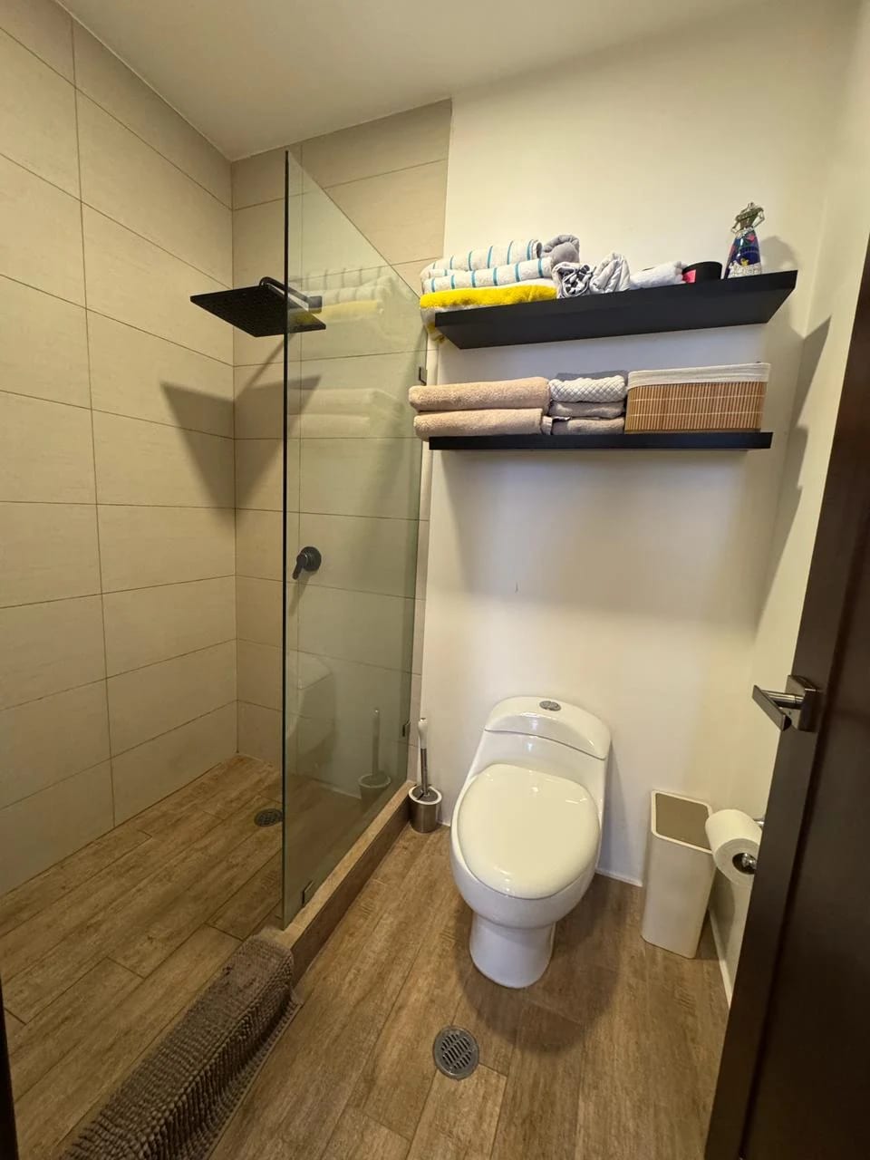 Apartamento en venta Albero zona 15 — Apartamento en Venta en Zona 15, Guatemala, Ciudad — foto 6 de 11