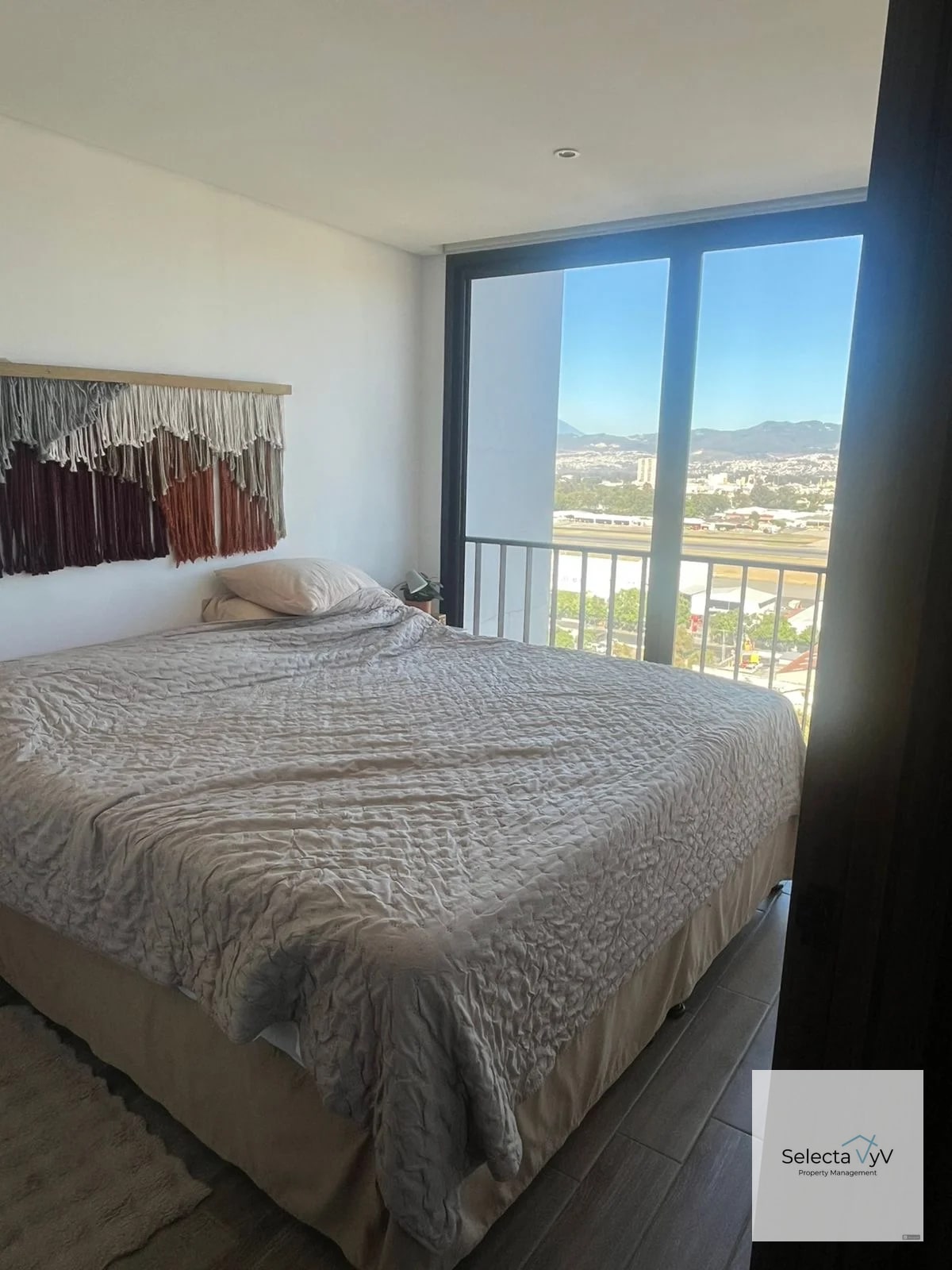 Apartamento Inara zona 13 - 2