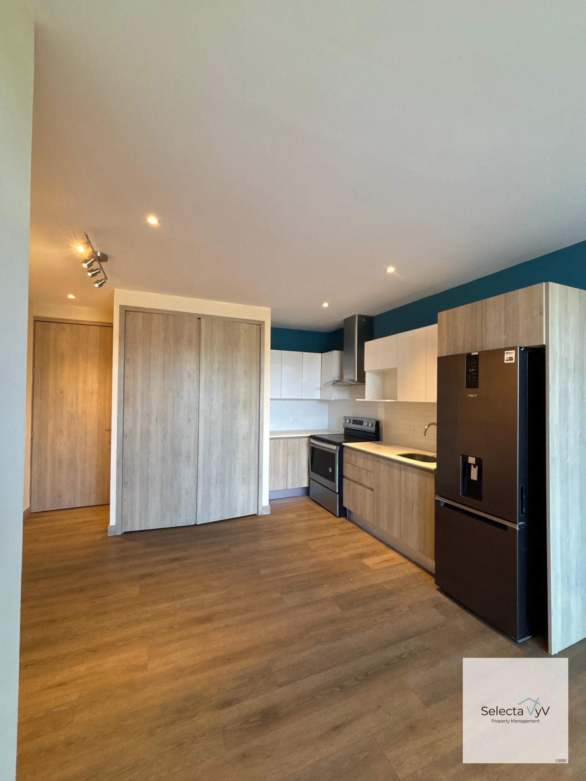 Apartamento edificio Trivá zona 15 - 13