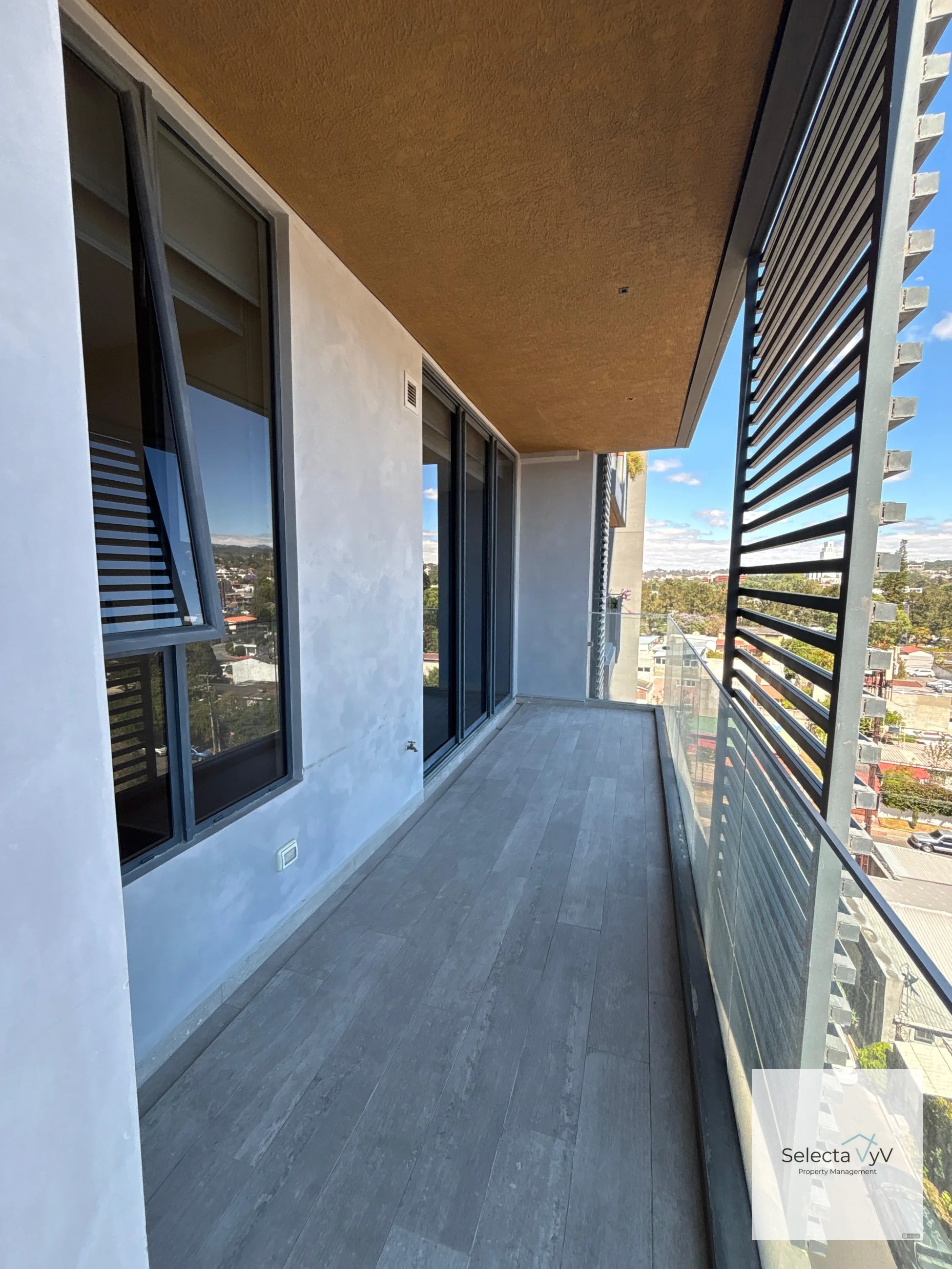 Apartamento edificio Trivá zona 15 - 7