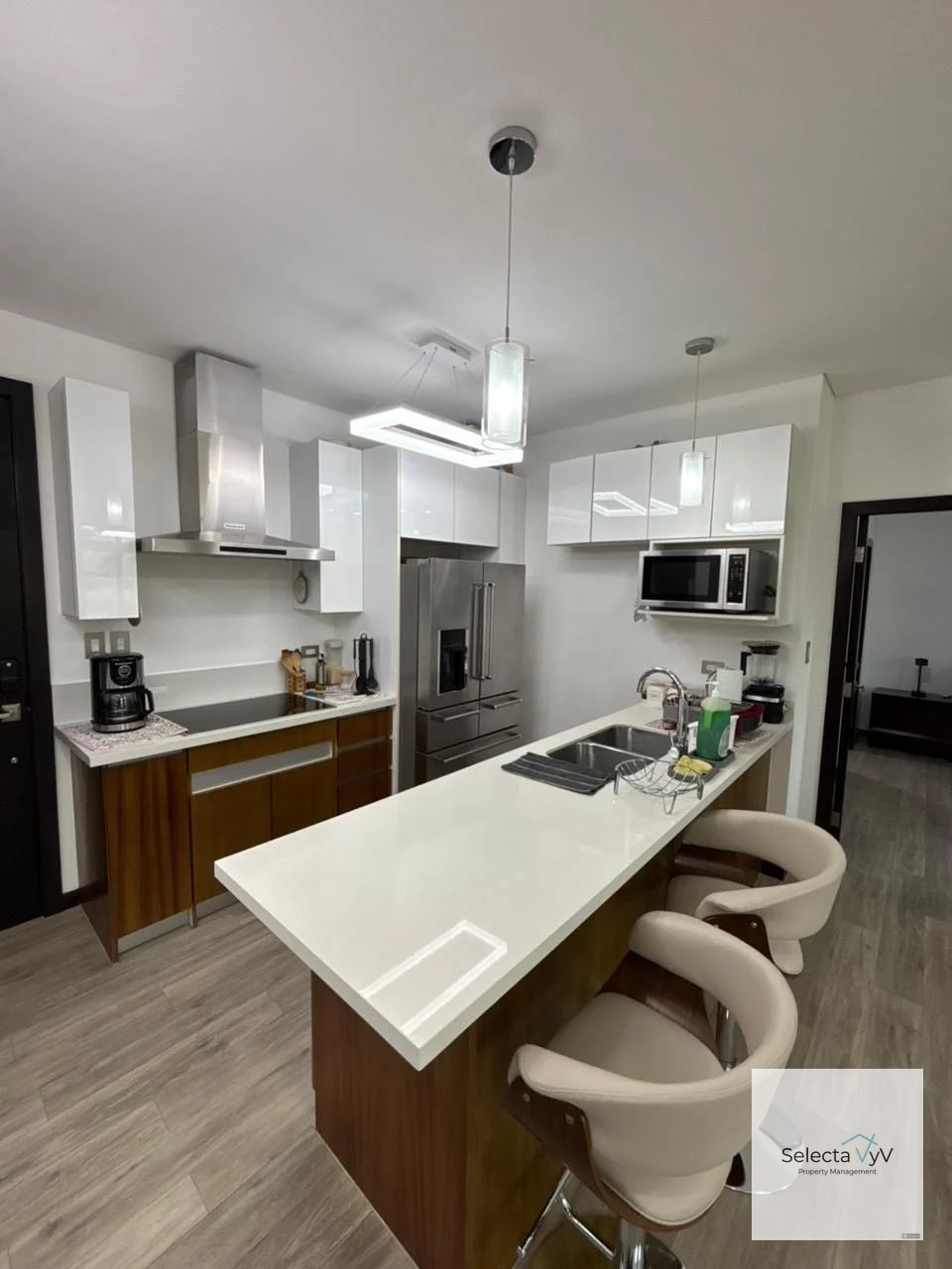 Apartamento en Lirios de Cayalá zona 16 - 5
