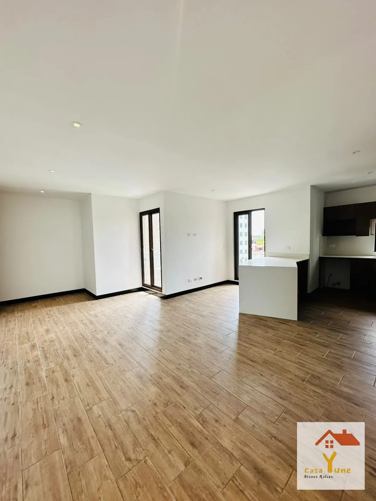 Apartamento en alquiler zona 10 Marques de OaklAND — Apartamento en Alquiler en Marques de Oakland, Zona 10, Guatemala, Ciudad — foto 1 de 14