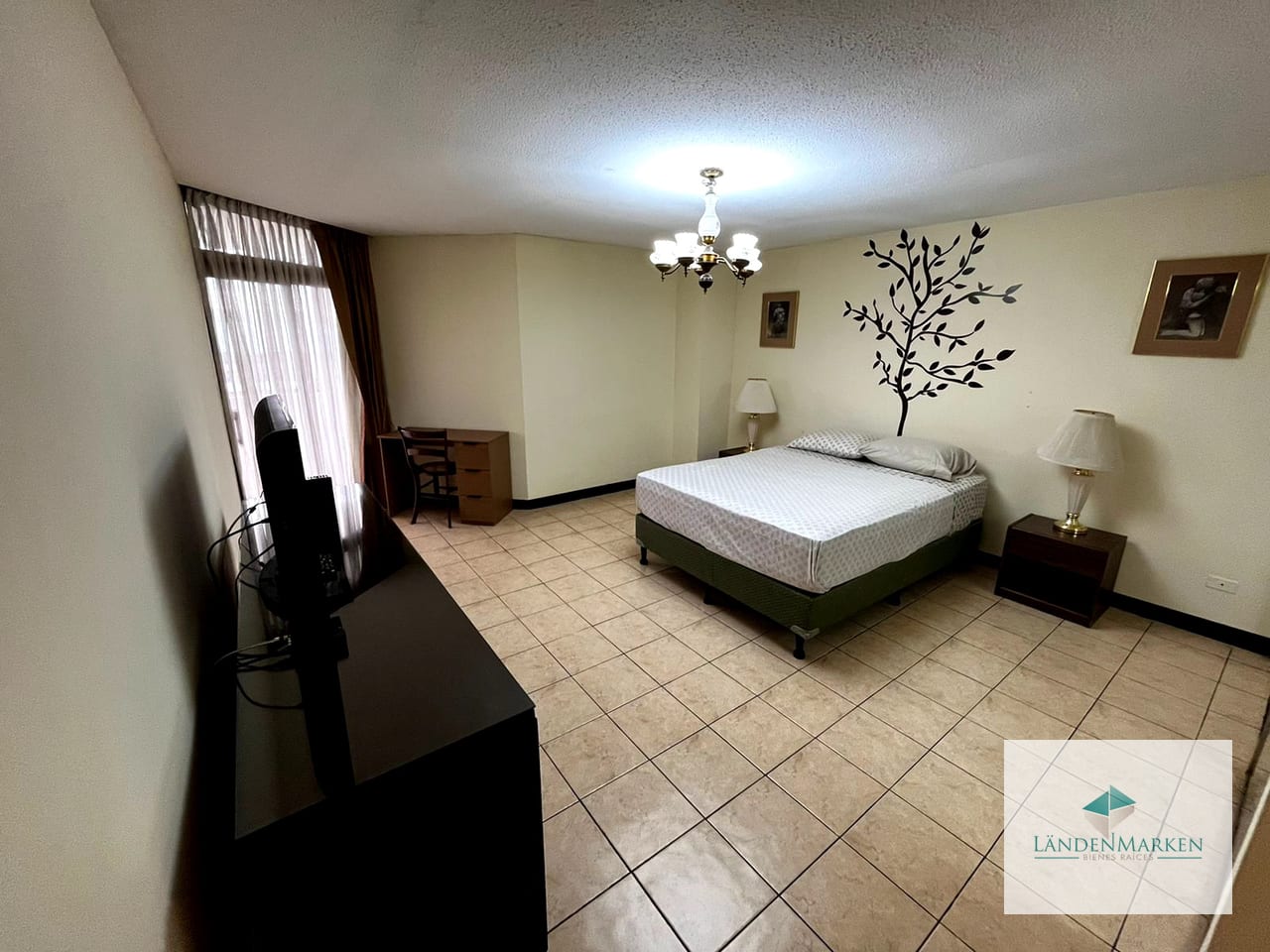 Alquiler de Amplio Apartamento en Zona 10 — Apartamento en Alquiler en Zona 10, Guatemala, Ciudad — foto 15 de 17