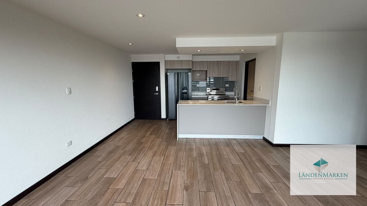 Renta de Moderno y Nuevo Apartamento en Zona 16 San Isidro 2021 — Apartamento en Alquiler en San Isidro 20/21, Zona 16, Guatemala, Ciudad — foto 15 de 17