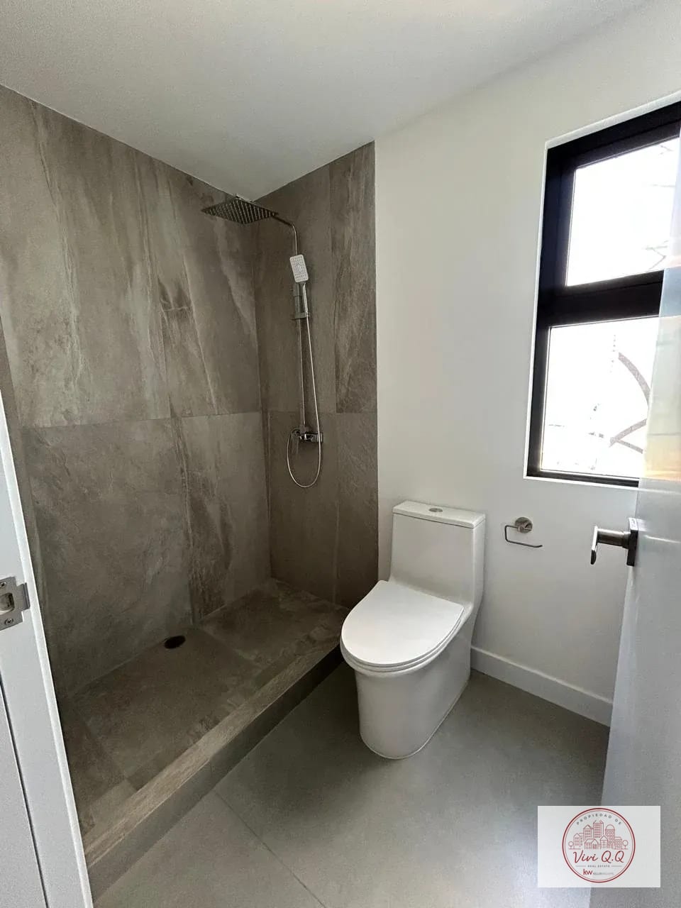 Apartamento Zona 10 — Apartamento en Alquiler en Zona 10, Guatemala, Ciudad — foto 5 de 17