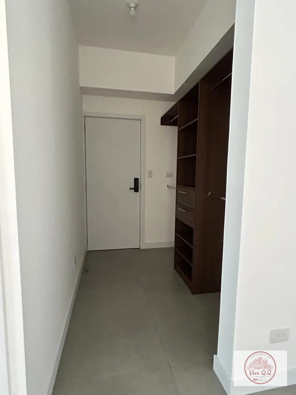 Apartamento Zona 10 — Apartamento en Alquiler en Zona 10, Guatemala, Ciudad — foto 9 de 17
