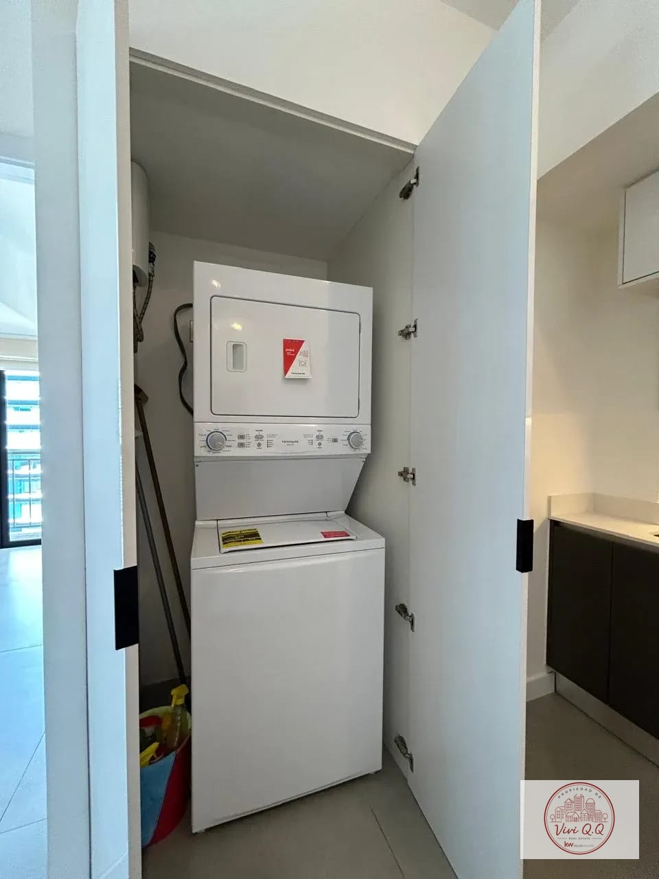 Apartamento Zona 10 — Apartamento en Alquiler en Zona 10, Guatemala, Ciudad — foto 13 de 17