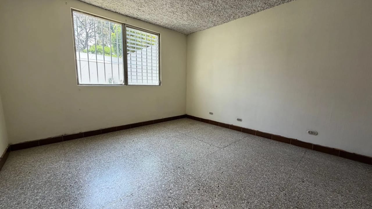 Apartamento en renta en Oakland II, zona 10, Guatemala — Apartamento en Alquiler en Oakland I, Zona 10, Guatemala, Ciudad — foto 8 de 11