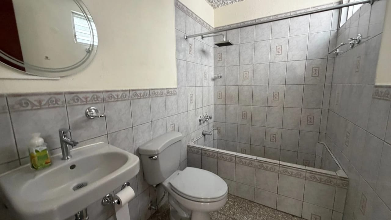 Apartamento en renta en Oakland II, zona 10, Guatemala — Apartamento en Alquiler en Oakland I, Zona 10, Guatemala, Ciudad — foto 11 de 11