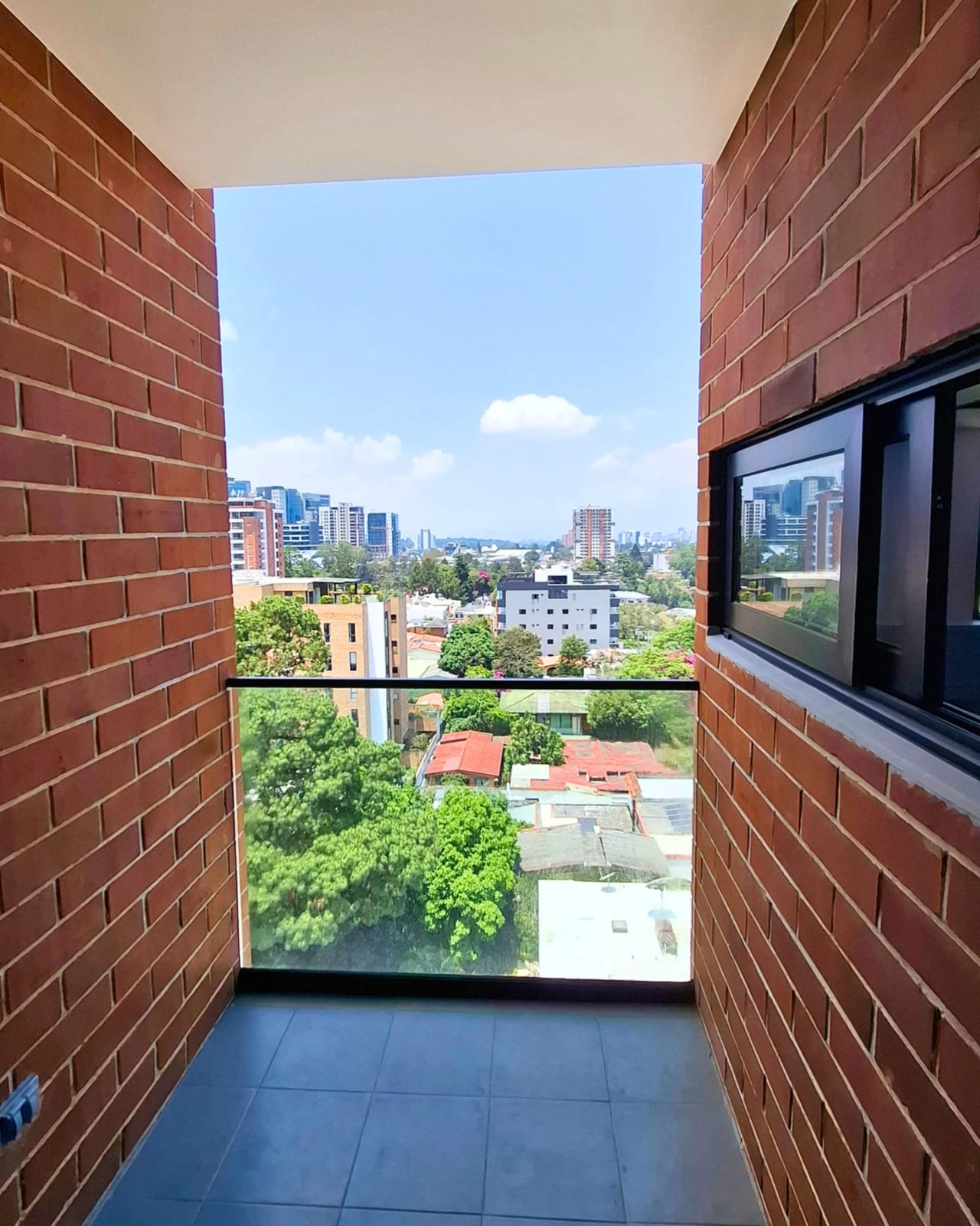 Apartamento en renta en zona 15, Kiintea — Apartamento en Alquiler en Kiintea, Zona 15, Guatemala, Ciudad — foto 4 de 10