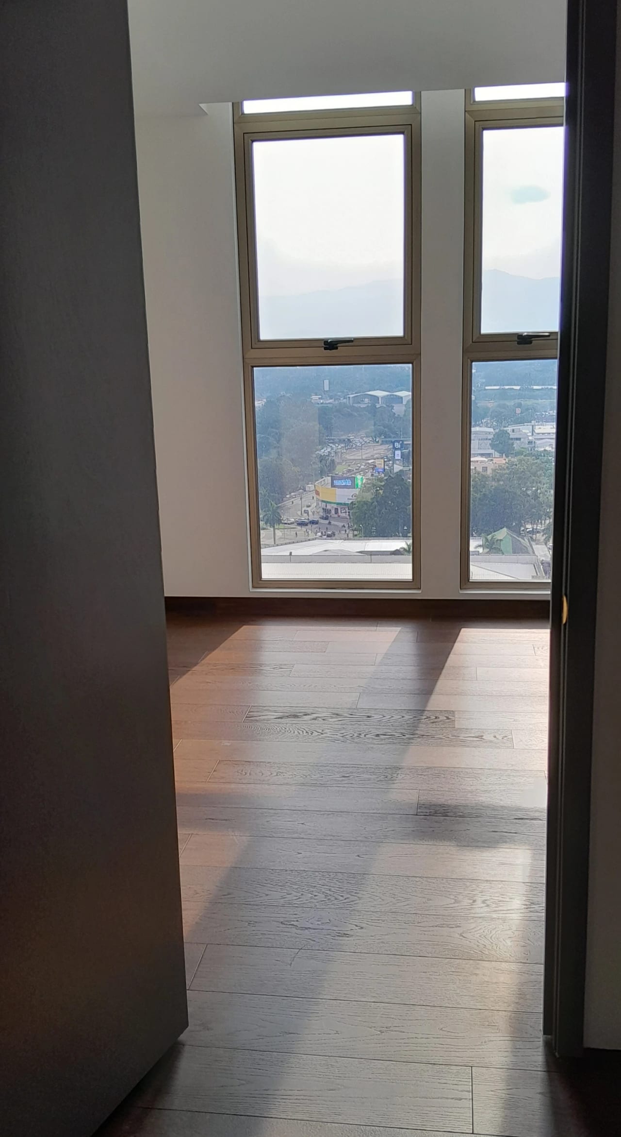APARTAMENTO EN VENTA EDIFICIO ATARAH ZONA 10 — Apartamento en Venta en Atarah, Zona 10, Guatemala, Ciudad — foto 13 de 17