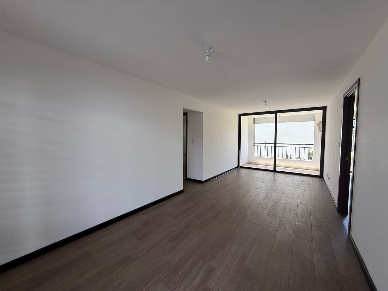 Apartamento en Venta en Zona 7 (ELE La Floresta) — Apartamento en Venta en Zona 7, Guatemala, Ciudad — foto 2 de 12