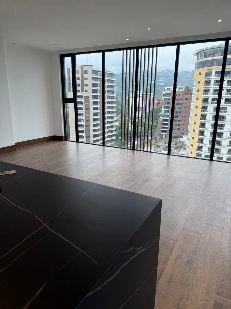 Se renta nuevo en renta zona 15 — Apartamento en Alquiler en Zona 15, Guatemala, Ciudad — foto 2 de 16