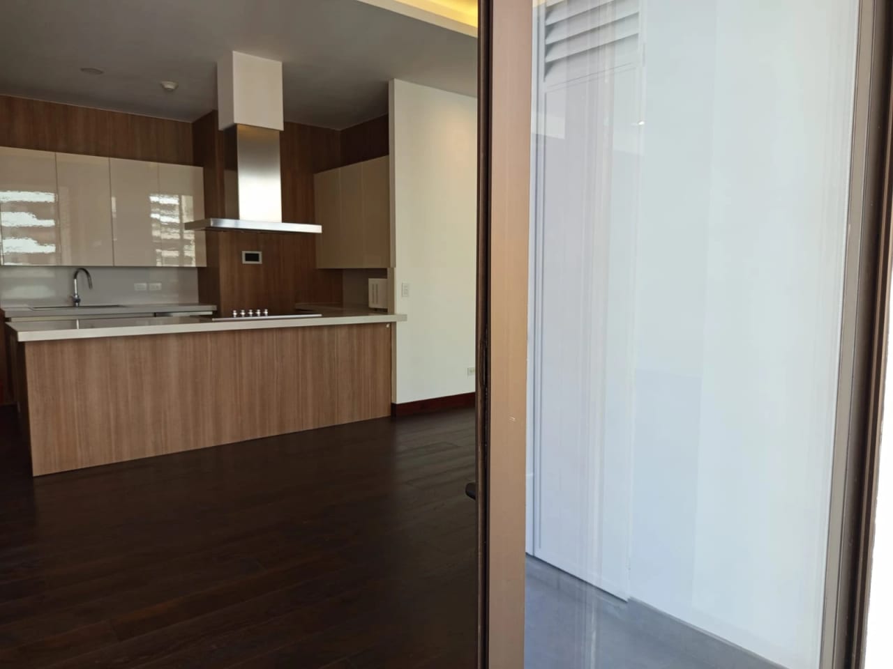 Apartamento en Zona 14 — Disponible en Venta y Renta — Apartamento en Alquiler en Zona 14, Guatemala, Ciudad — foto 7 de 17