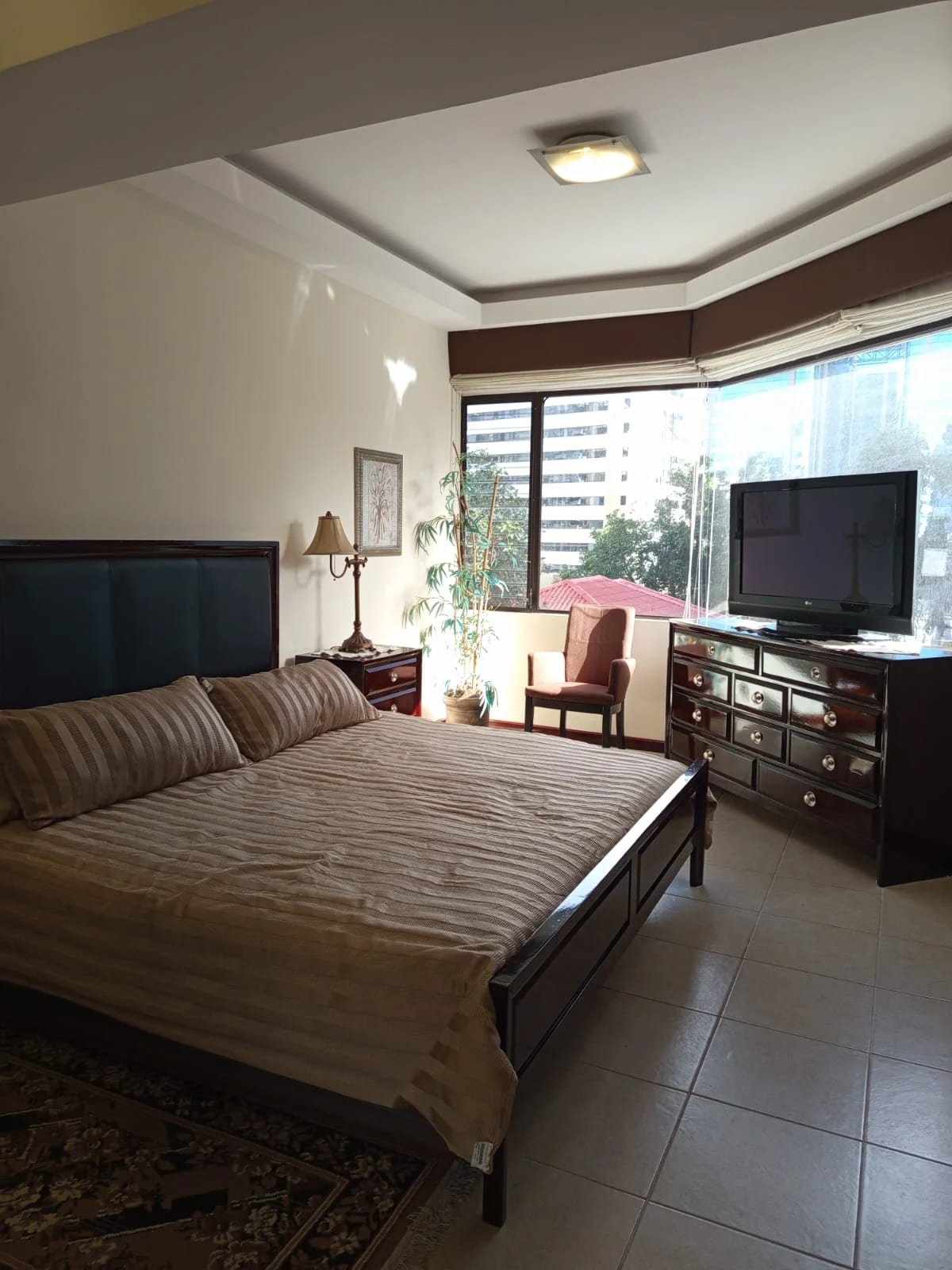 Apartamento Amueblado en Zona 14 (renta / Venta) — Apartamento en Alquiler en Zona 14, Guatemala, Ciudad — foto 14 de 17