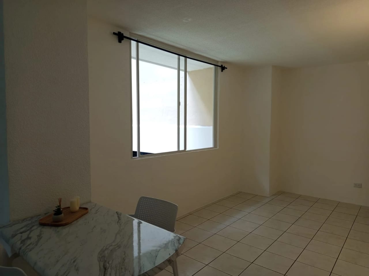 Apartamento en Renta y Venta en zona 16 Colonia La Montaña — Apartamento en Venta en Zona 16, Guatemala, Ciudad — foto 5 de 14