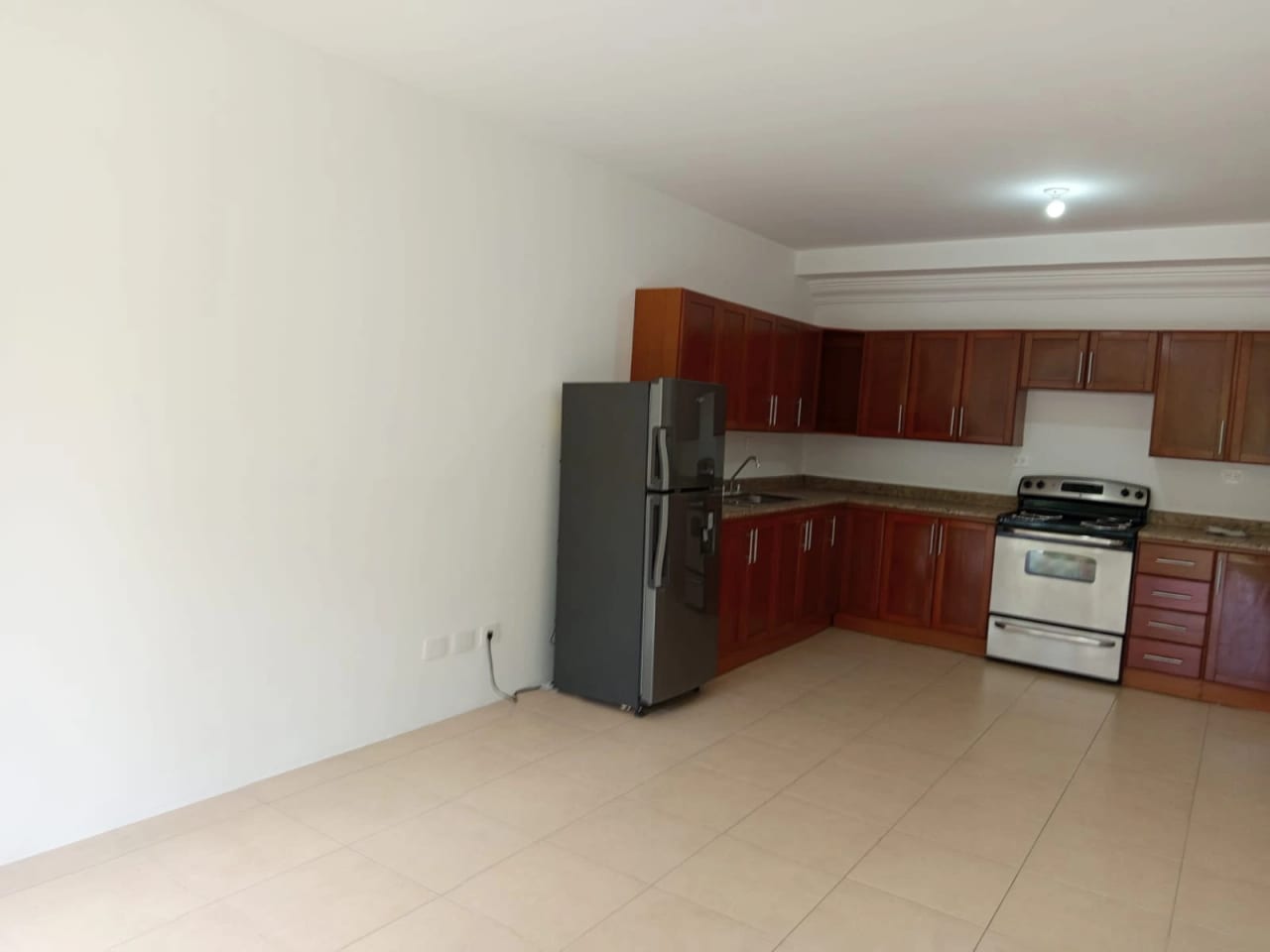 Disponible para Renta - Zona 16 Ideal para Estudiantes — Apartamento en Alquiler en Zona 16, Guatemala, Ciudad — foto 6 de 14