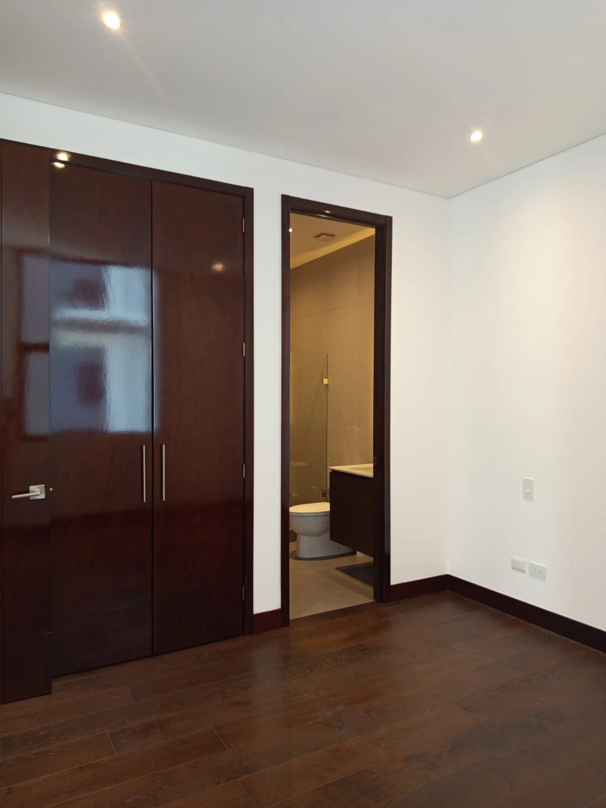 Apartamento en Renta y Venta en Zona 14 Dos Habitaciones — Apartamento en Alquiler en Zona 14, Guatemala, Ciudad — foto 10 de 17