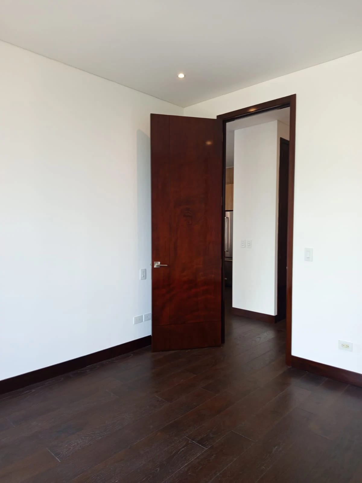 Apartamento en Renta y Venta en Zona 14 Dos Habitaciones — Apartamento en Alquiler en Zona 14, Guatemala, Ciudad — foto 13 de 17