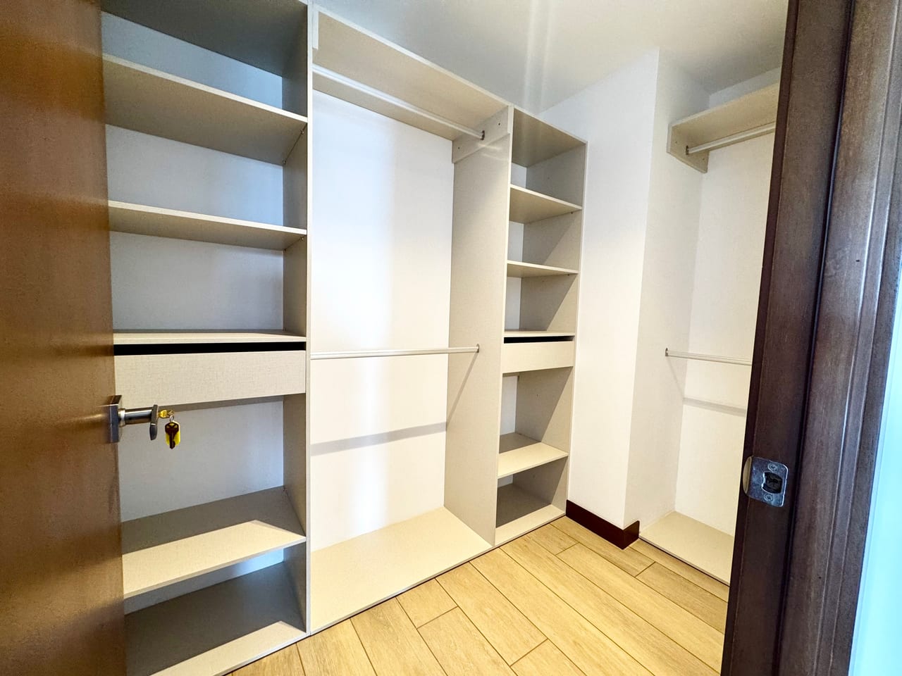 Apartamento en Renta | Hessen, Zona 15 (copia) — Apartamento en Venta en Hessen Apartamentos, Zona 15, Guatemala, Ciudad — foto 7 de 17