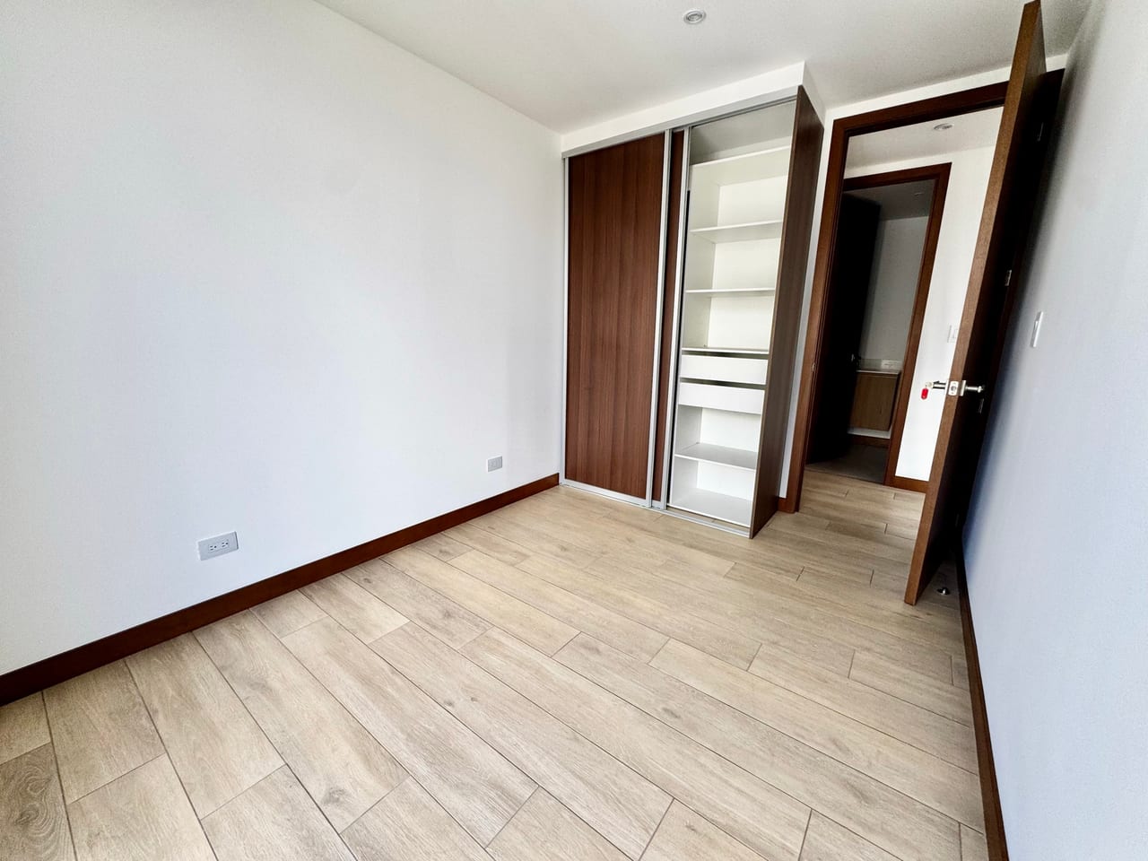 Apartamento en Renta | Hessen, Zona 15 (copia) — Apartamento en Venta en Hessen Apartamentos, Zona 15, Guatemala, Ciudad — foto 8 de 17