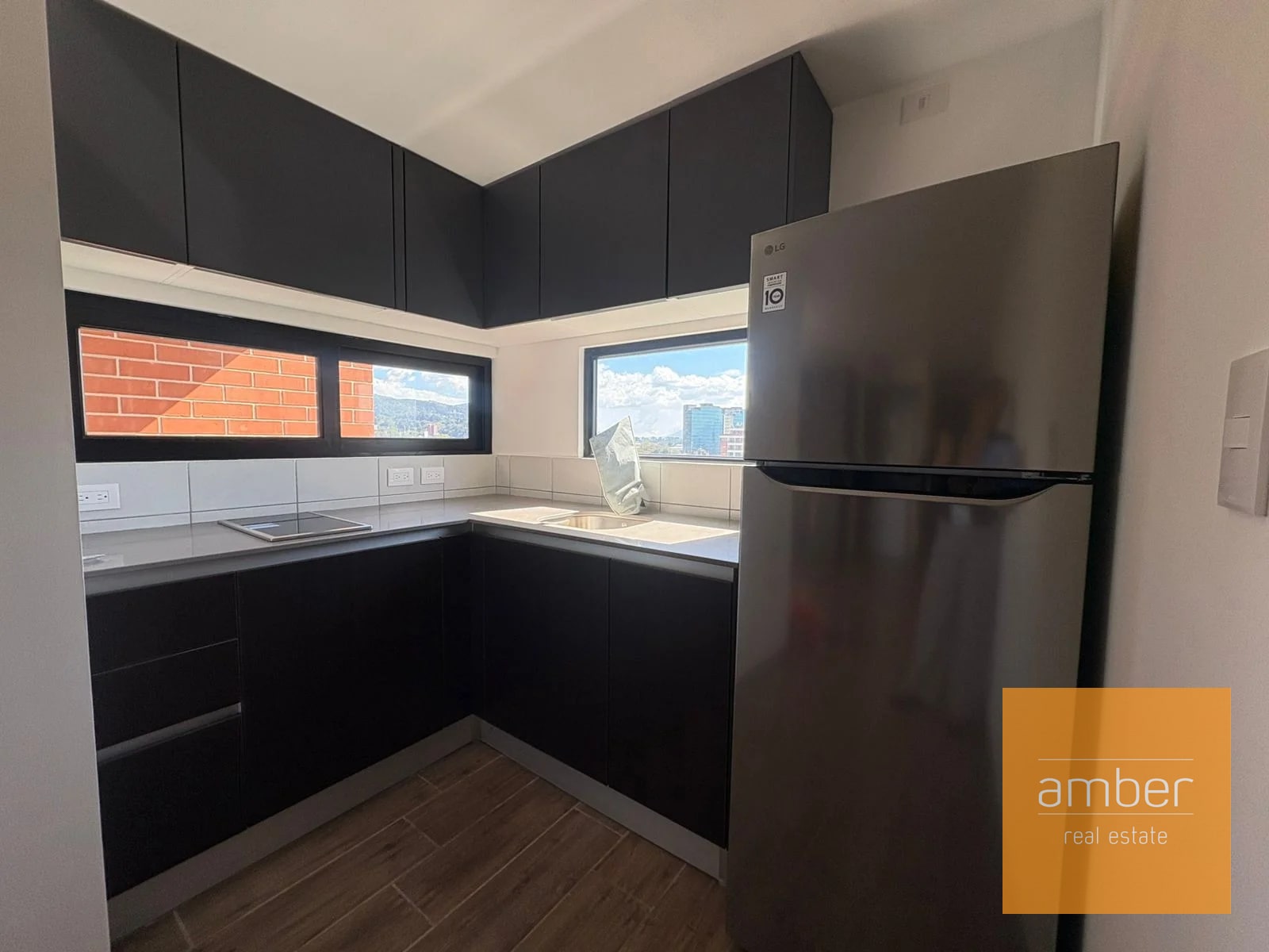 Estudio en Kiintea, zona 15 - 1