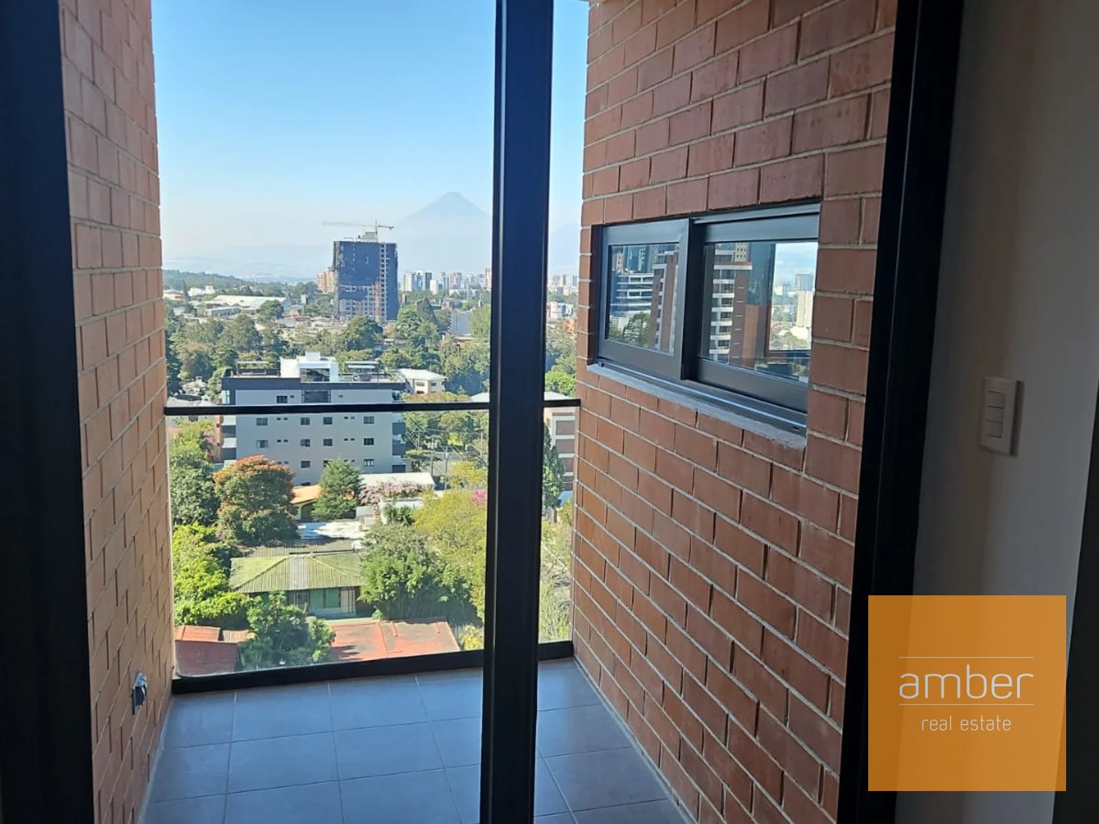 Estudio en Kiintea, zona 15 - 6