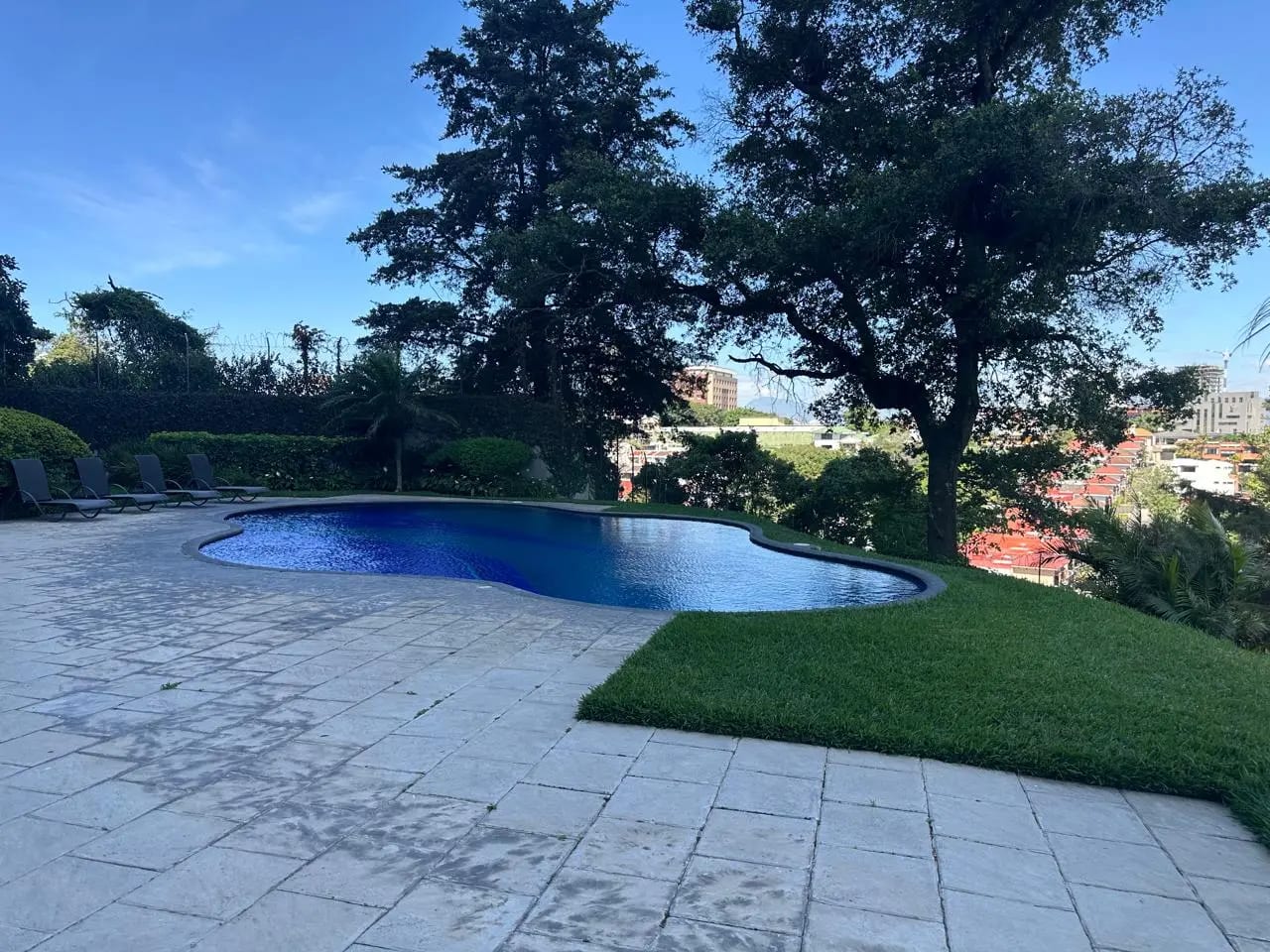 Precioso Apartamento Zona 15 — Apartamento en Alquiler en Botticelli II, Zona 15, Guatemala, Ciudad — foto 2 de 16
