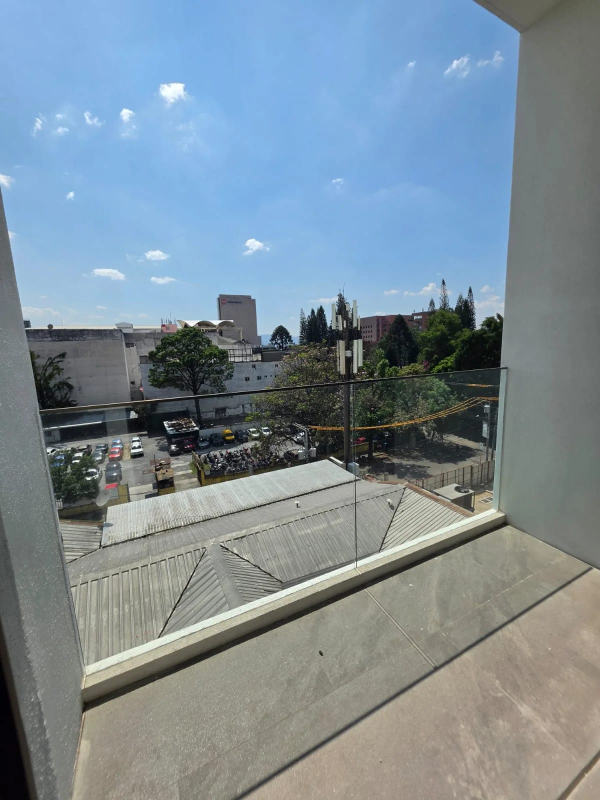 Apartamento para estrenar en alquiler, Edificio Atarah, zona 10 — Apartamento en Alquiler en Atarah, Zona 10, Guatemala, Ciudad — foto 7 de 9
