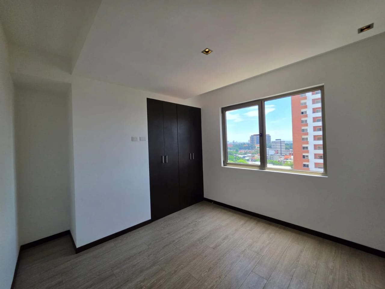 Apartamento en venta, Edificio Neo, zona 10 — Apartamento en Venta en Neo Apartamentos, Zona 10, Guatemala, Ciudad — foto 8 de 12