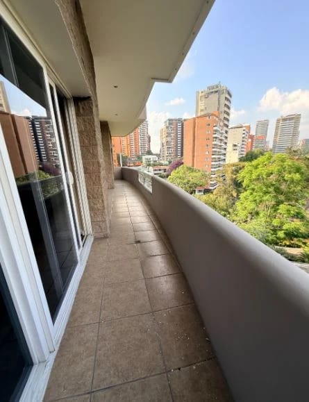 Apartamento en alquiler, Edificio Terranova, zona 14 — Apartamento en Alquiler en Terranova, Zona 14, Guatemala, Ciudad — foto 13 de 14