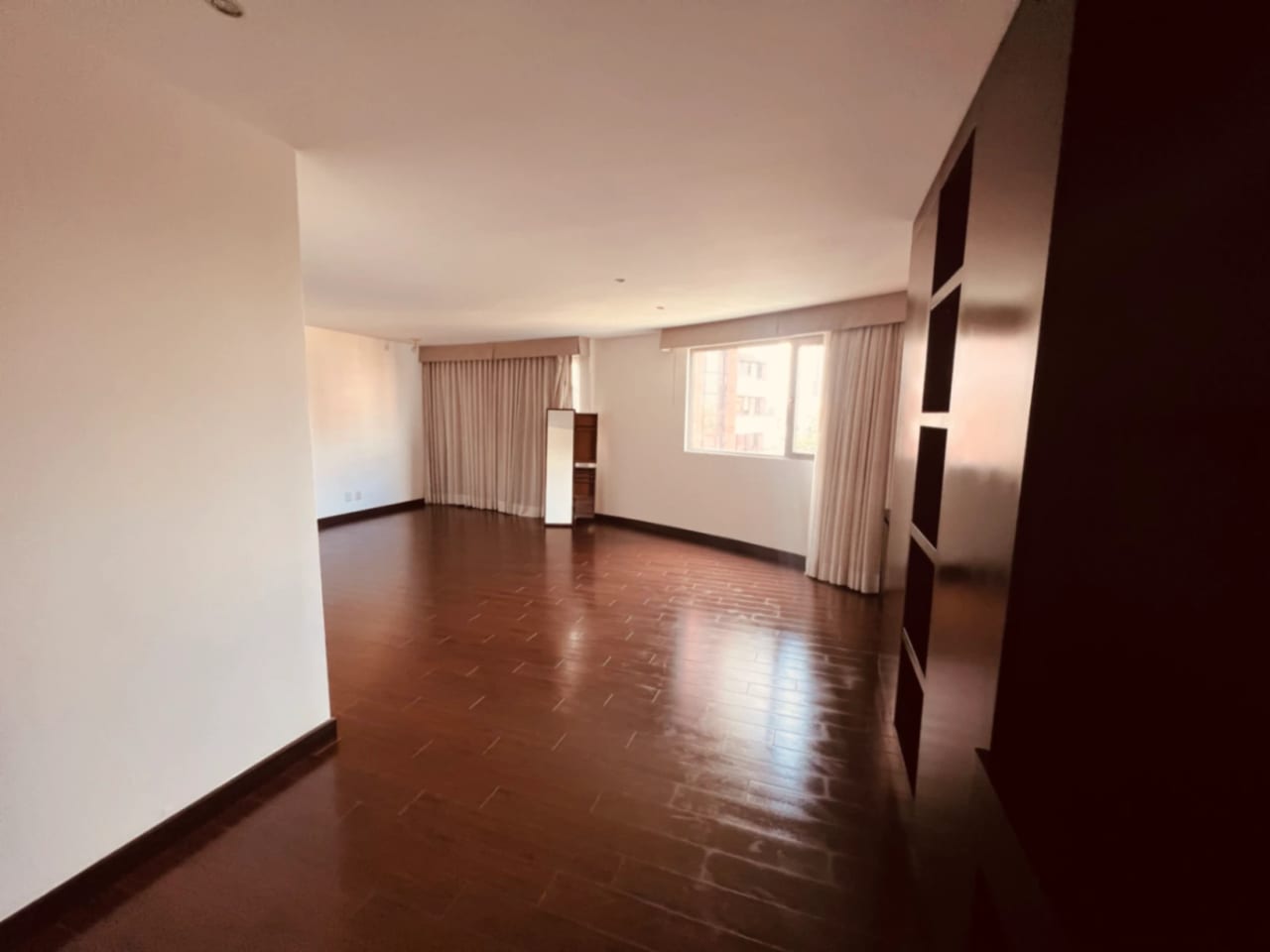 Apartamento en alquiler, Edificio Attica 2, zona 14 — Apartamento en Alquiler en Attica II, Zona 14, Guatemala, Ciudad — foto 8 de 15