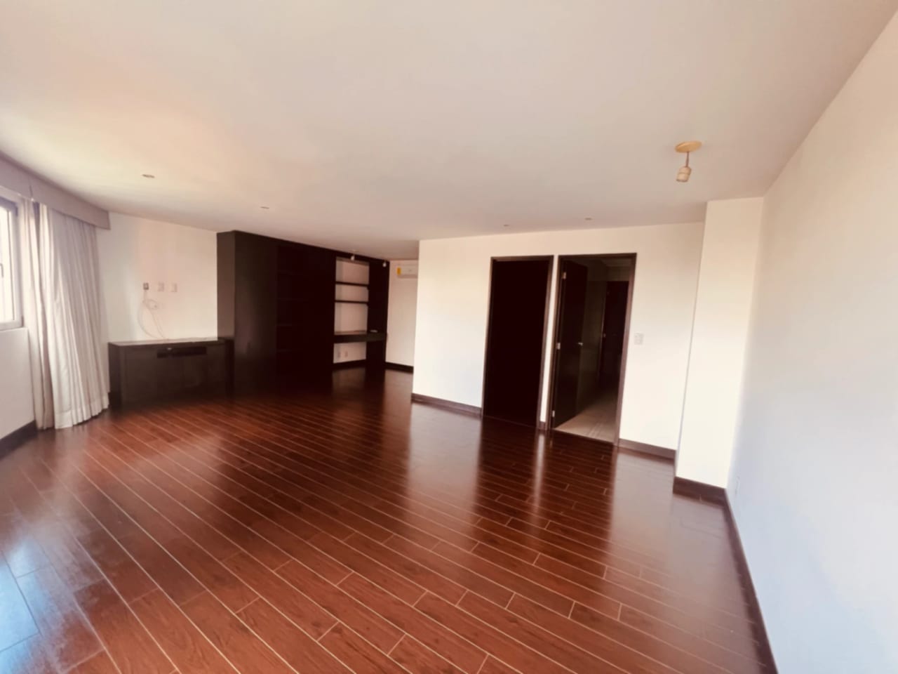 Apartamento en alquiler, Edificio Attica 2, zona 14 — Apartamento en Alquiler en Attica II, Zona 14, Guatemala, Ciudad — foto 9 de 15
