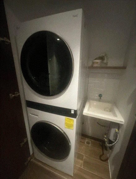 Apartamento Amueblado para estrenar en alquiler, Edificio Atarah, z 10 — Apartamento en Alquiler en Atarah, Zona 10, Guatemala, Ciudad — foto 9 de 9