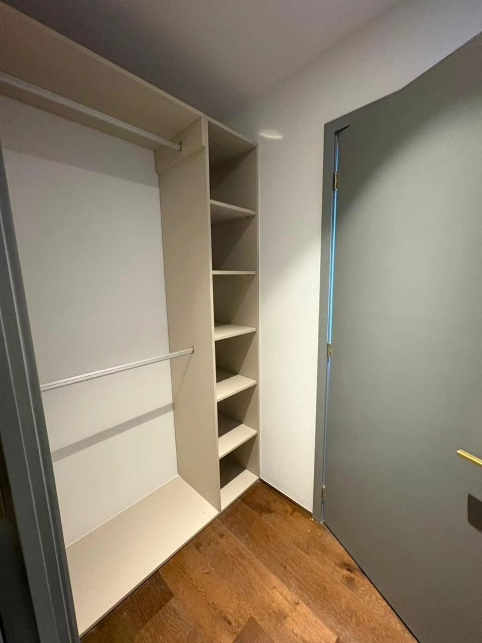 Apartamento de Lujo en alquiler, Edificio Atarah, zona 10 — Apartamento en Alquiler en Atarah, Zona 10, Guatemala, Ciudad — foto 13 de 15