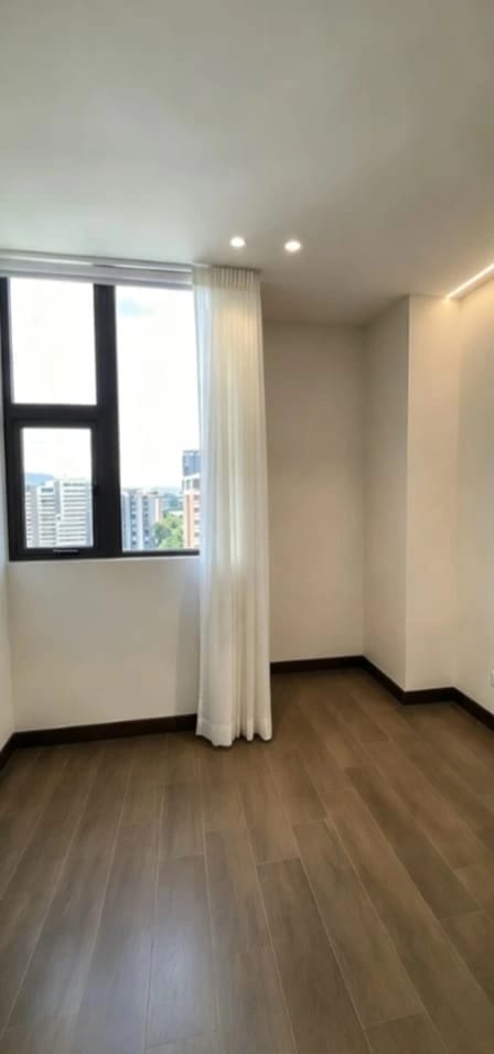 Apartamento de 1 Habitación en Alquiler, Edificio Diagoseis, zona 10 — Apartamento en Alquiler en Diagoseis, Zona 10, Guatemala, Ciudad — foto 4 de 6