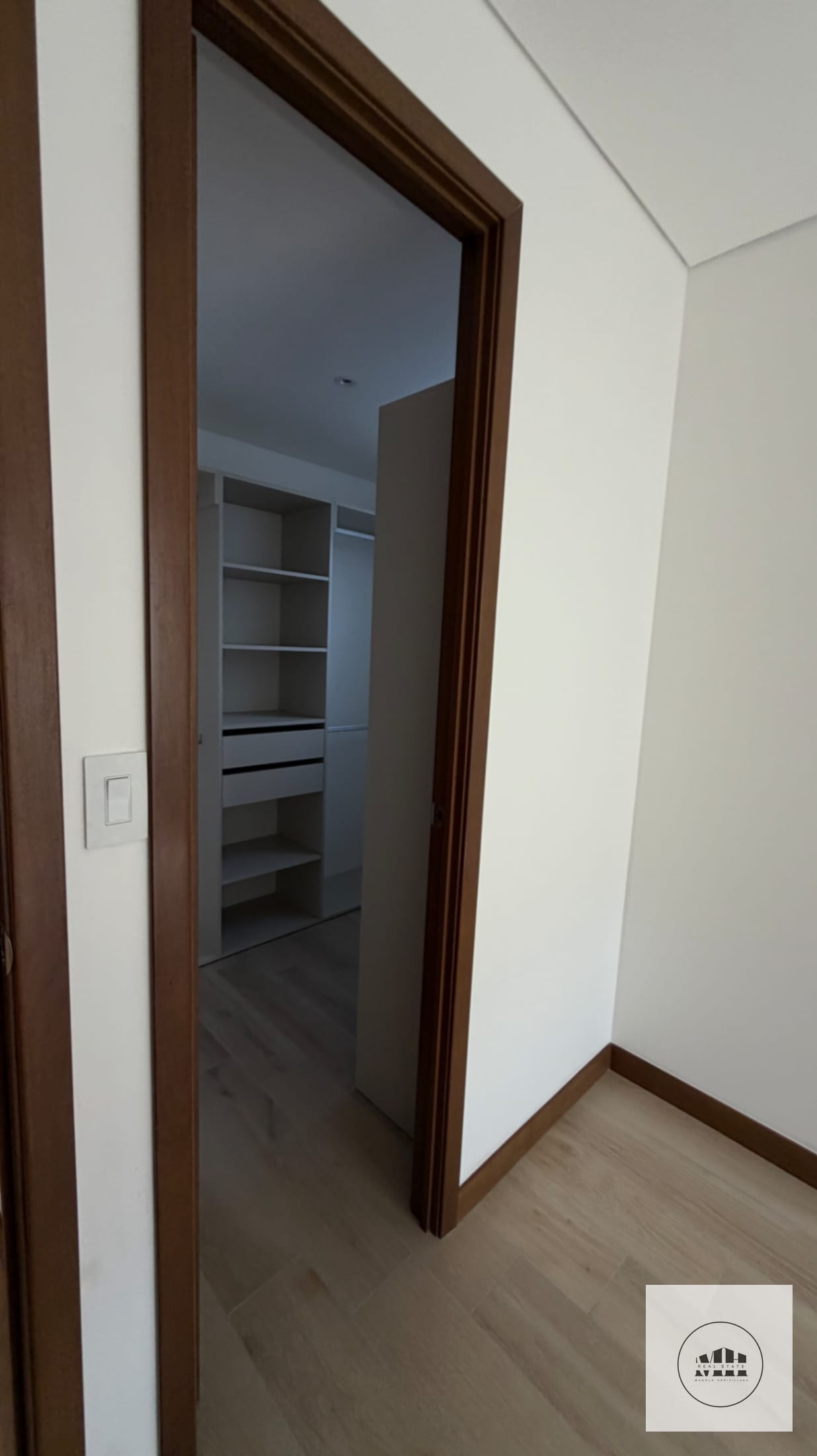Bellísimo y moderno apartamento en zona 10 — Apartamento en Alquiler en Zona 10, Guatemala, Ciudad — foto 7 de 17