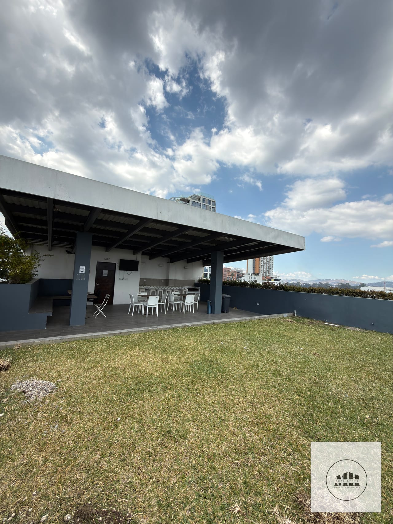 Apartamento amueblado 4 grados Norte — Apartamento en Venta en Zona 4, Guatemala, Ciudad — foto 14 de 16