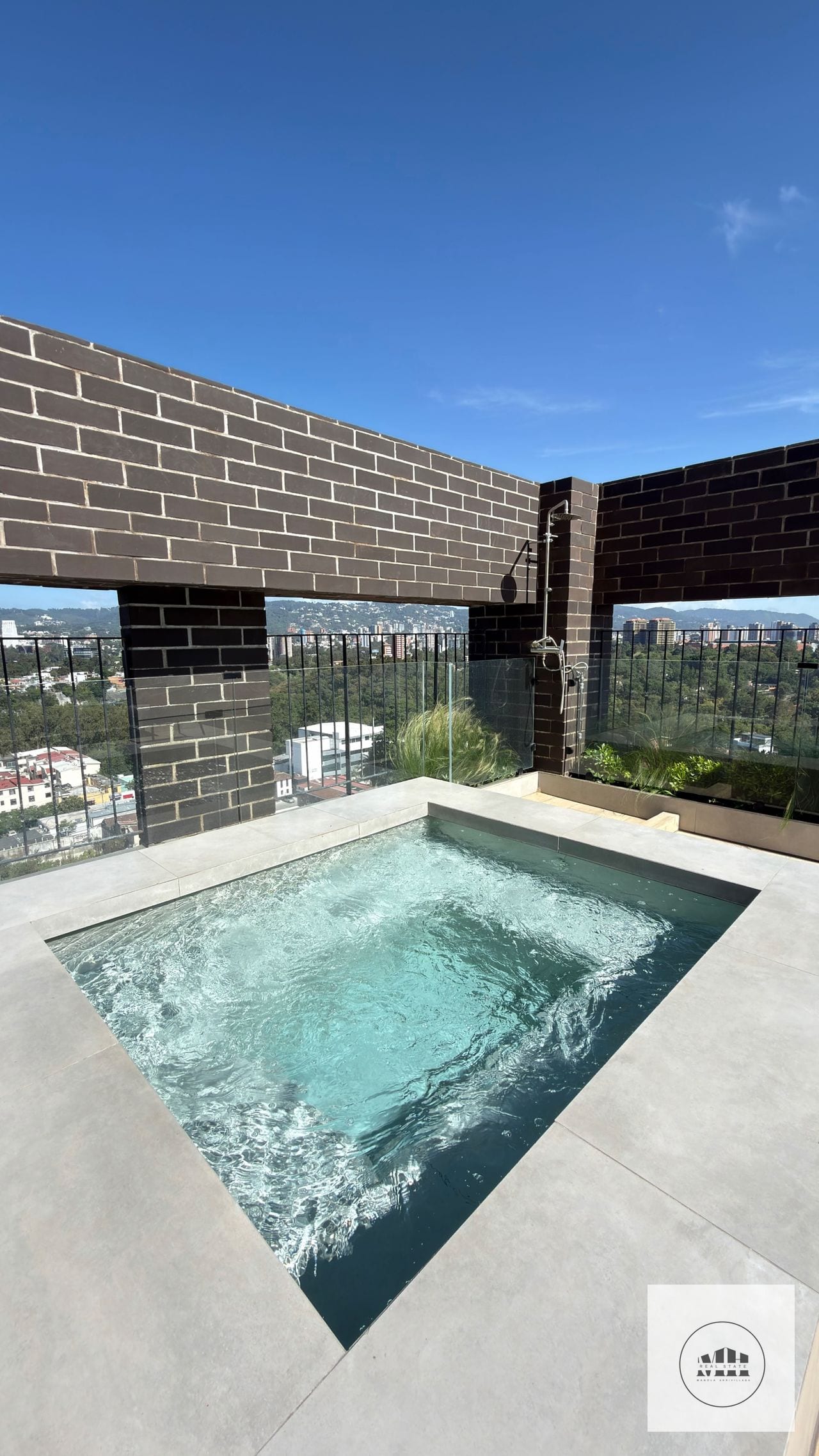 Moderno apartamento zona 10 — Apartamento en Venta en Meraki Z10, Zona 10, Guatemala, Ciudad — foto 9 de 14