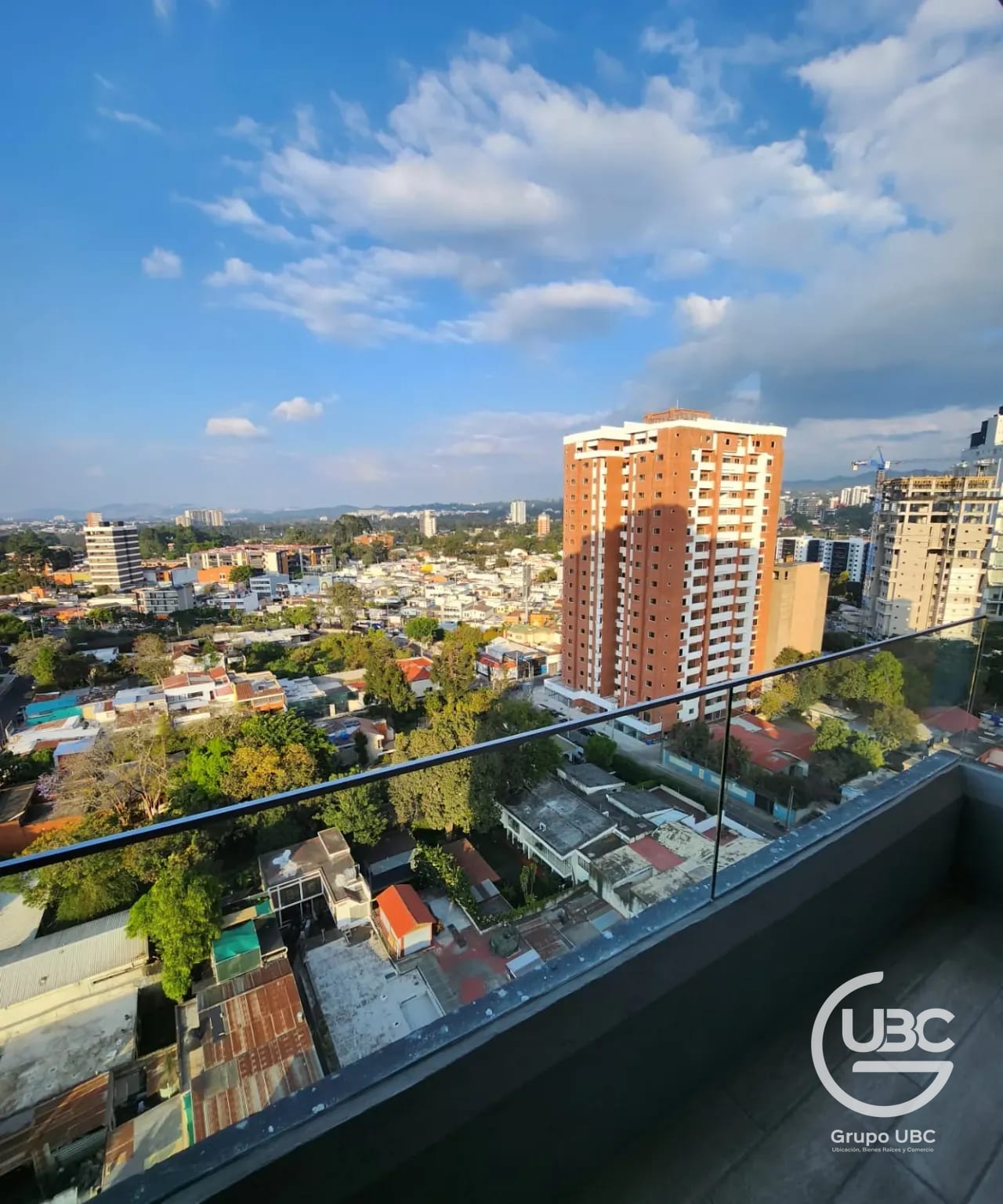 Apartamento en renta en Zona 10 Edificio Parque 10 — Apartamento en Alquiler en Parque 10, Zona 10, Guatemala, Ciudad — foto 6 de 16